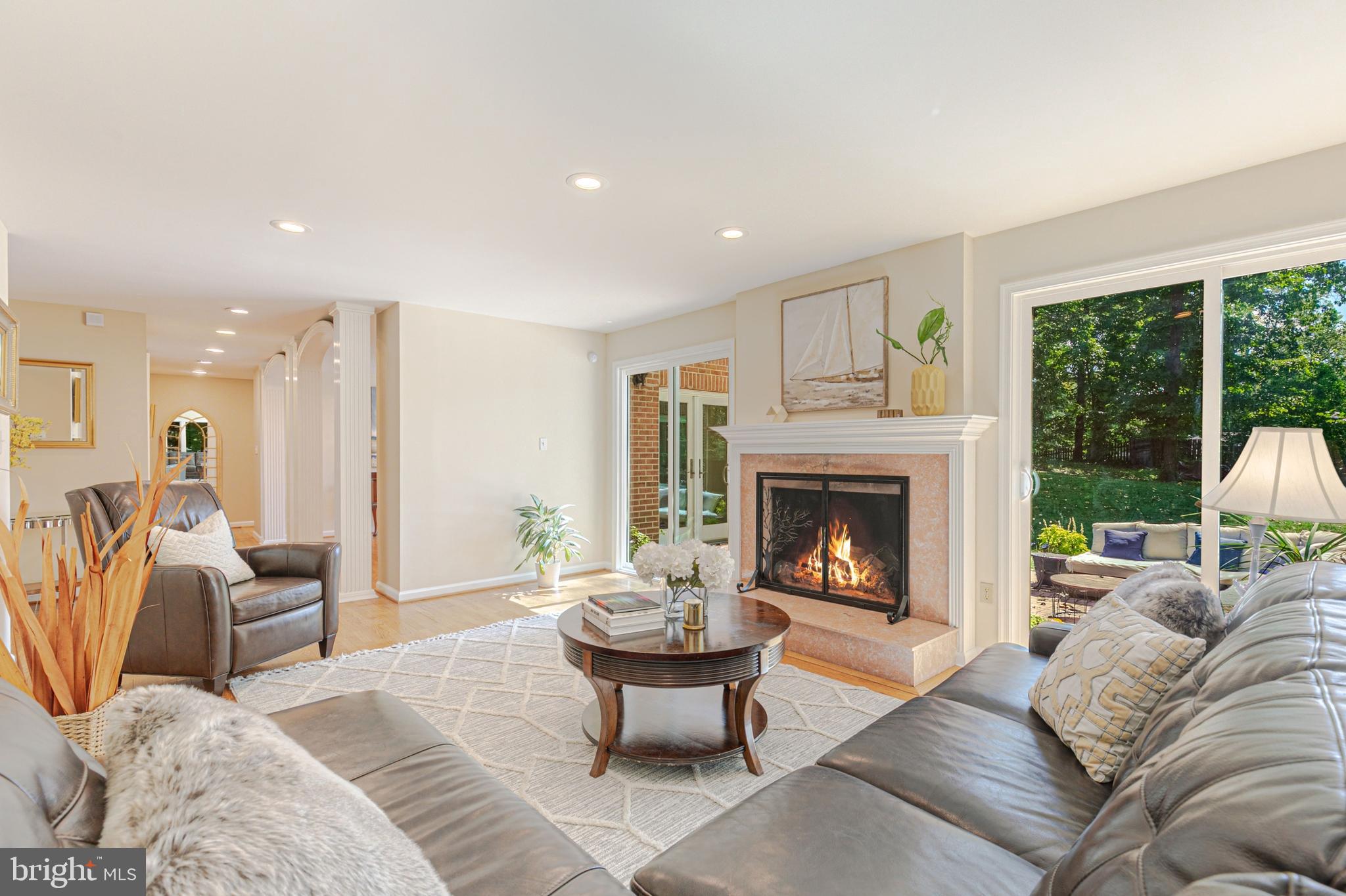 LANGLEY OAKS - Residential