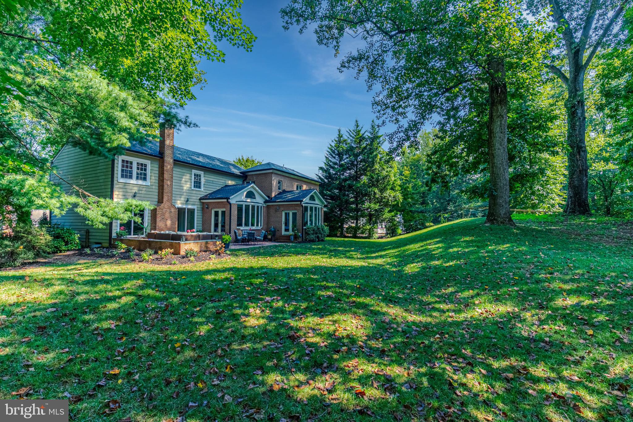 LANGLEY OAKS - Residential