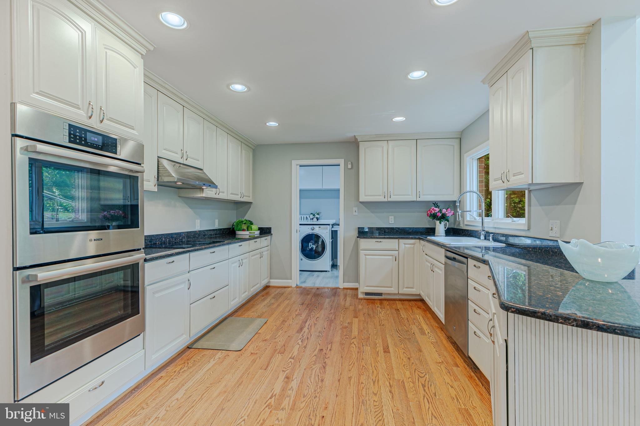 LANGLEY OAKS - Residential