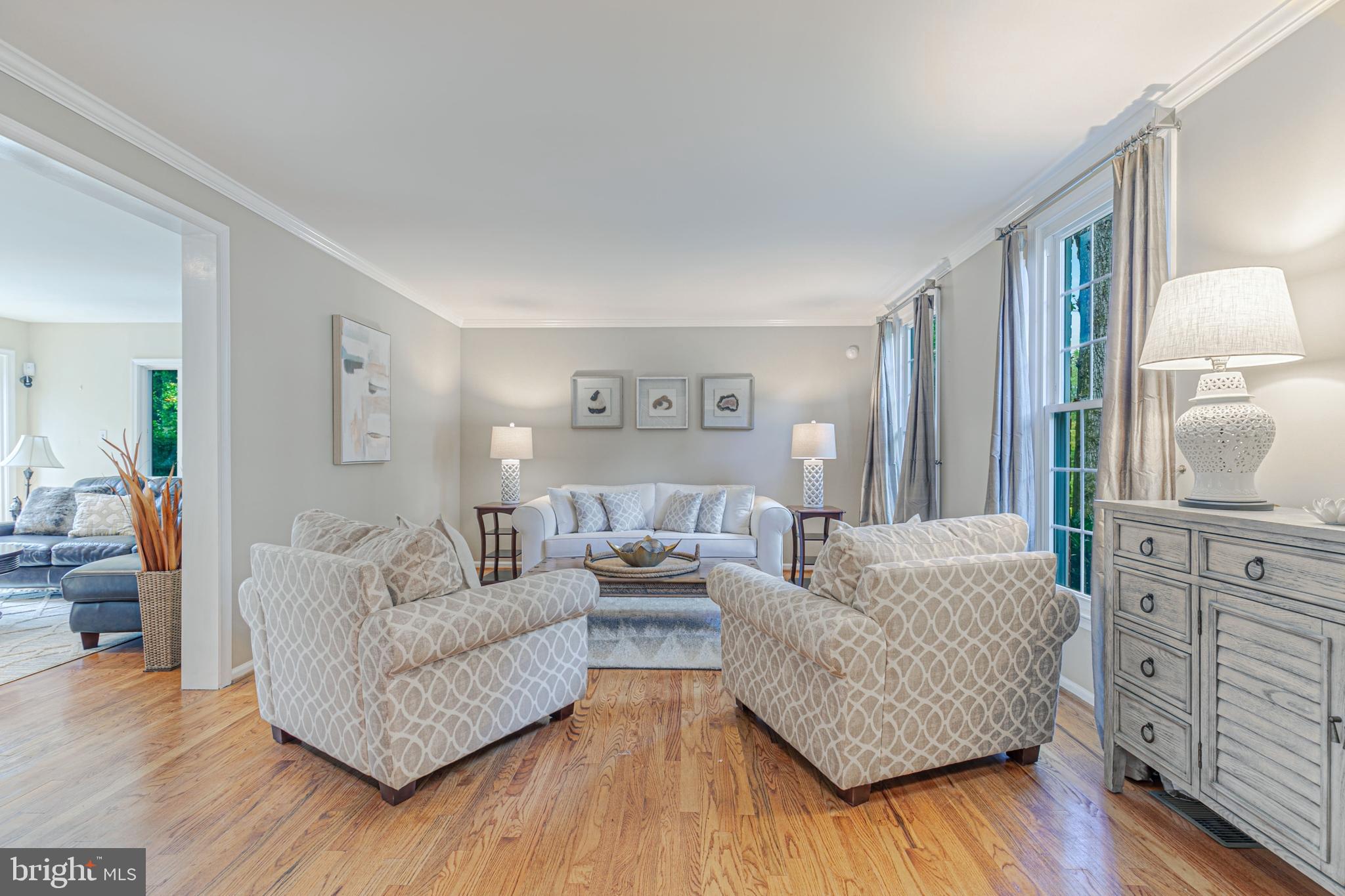 LANGLEY OAKS - Residential