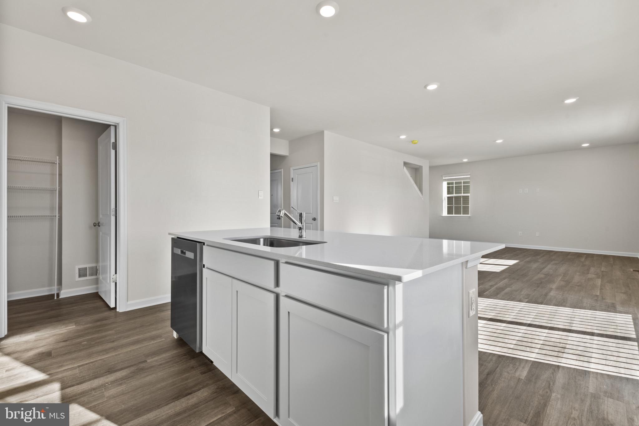 STONECREST - Residential