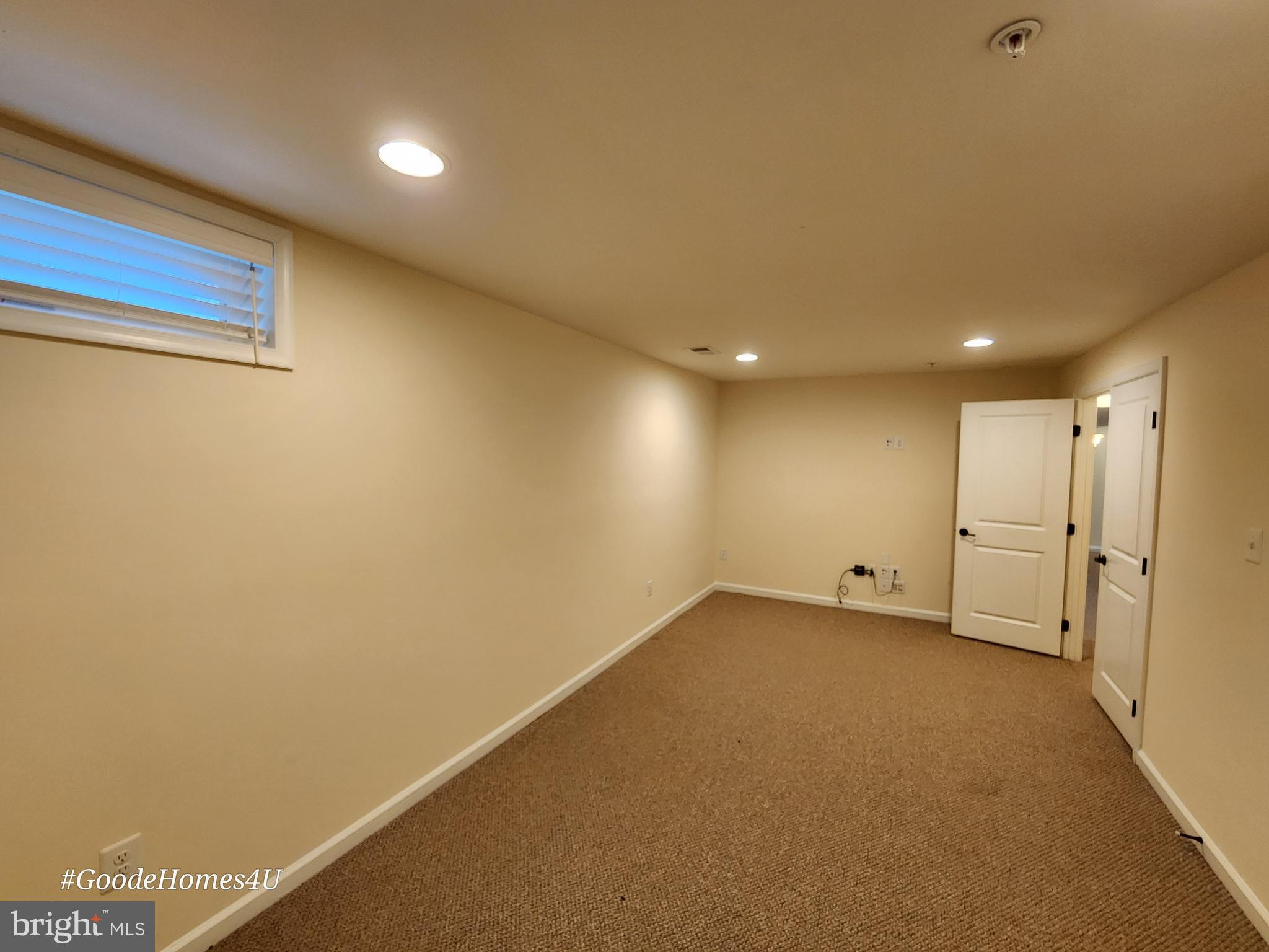 FIELDSIDE AT ST CHARLES - Residential