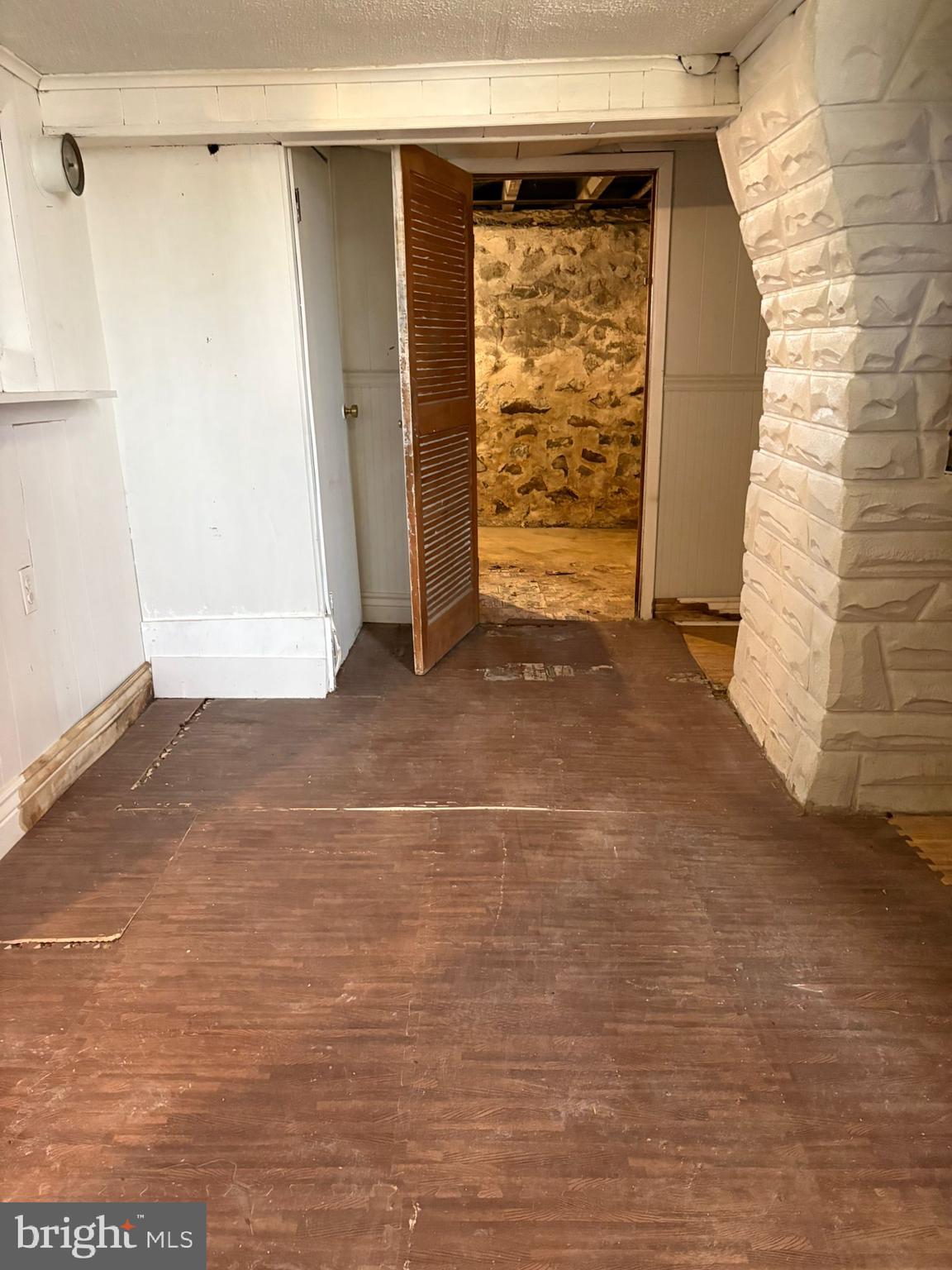 ASHBURTON HISTORIC DISTRICT - Residential