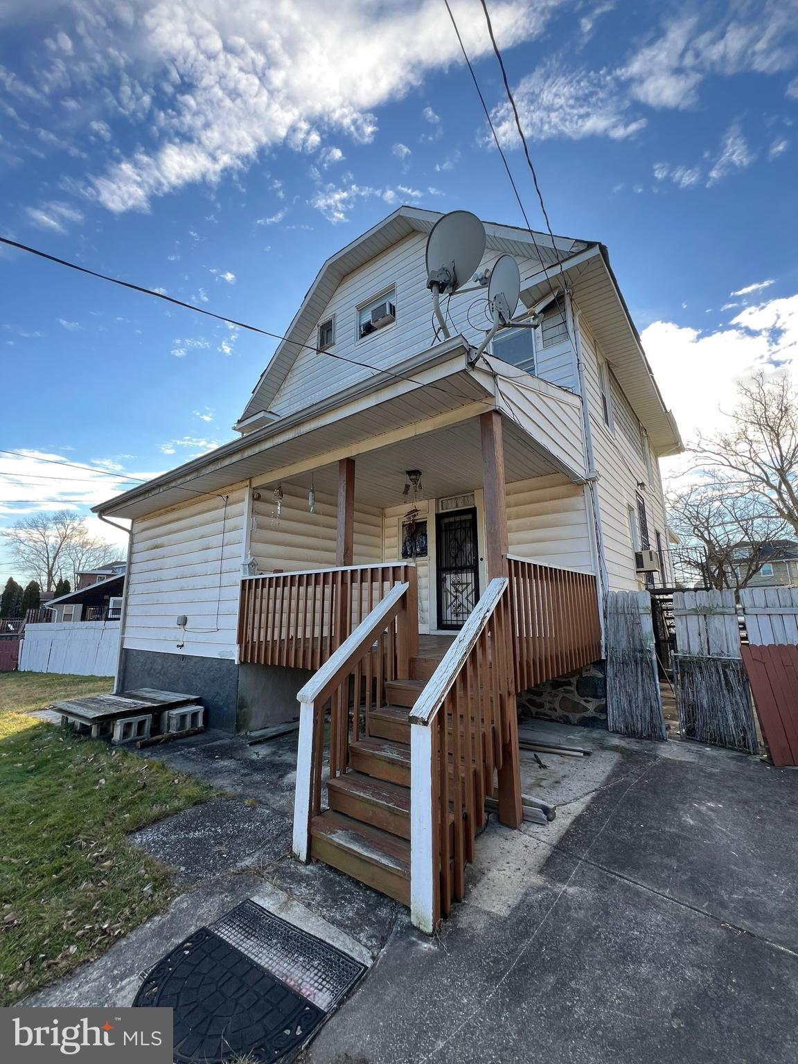 ASHBURTON HISTORIC DISTRICT - Residential