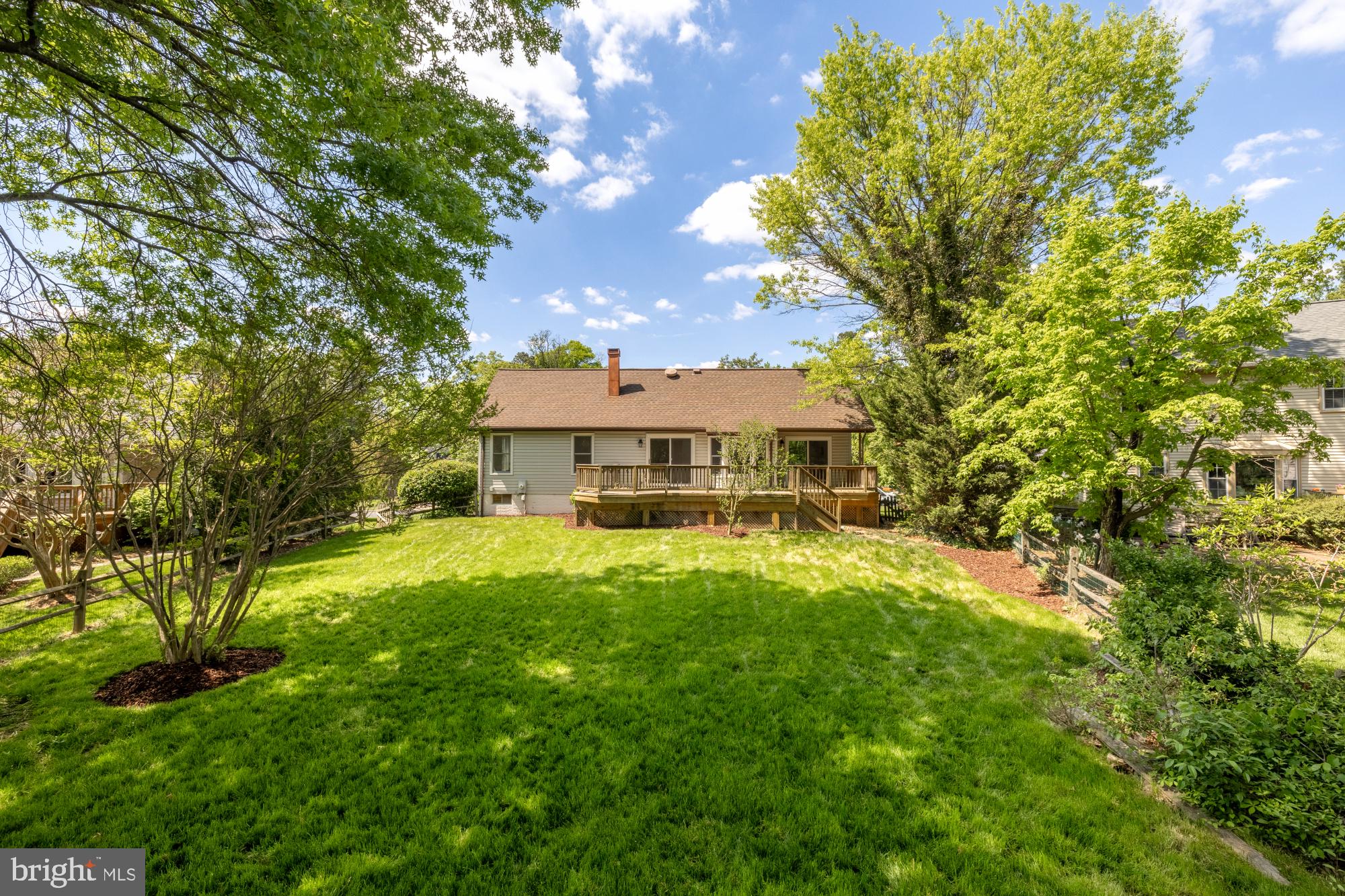 FOX MILL ESTATES - Residential