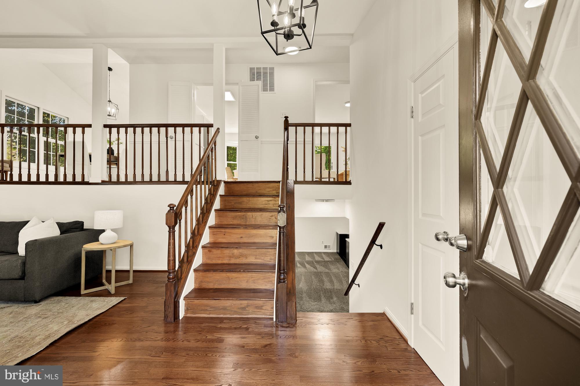 FOX MILL ESTATES - Residential