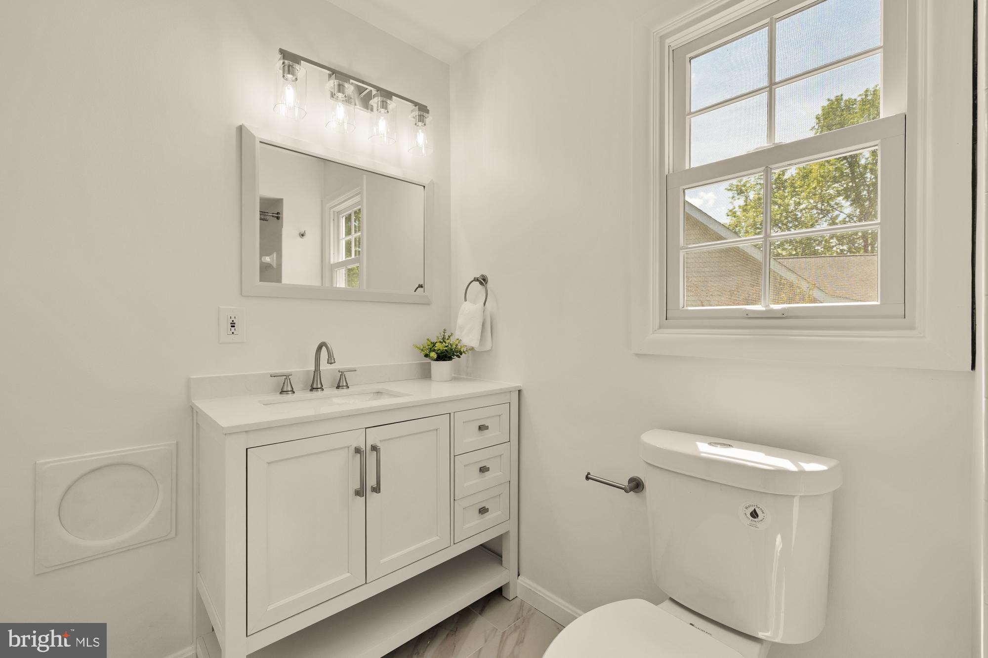 FOX MILL ESTATES - Residential