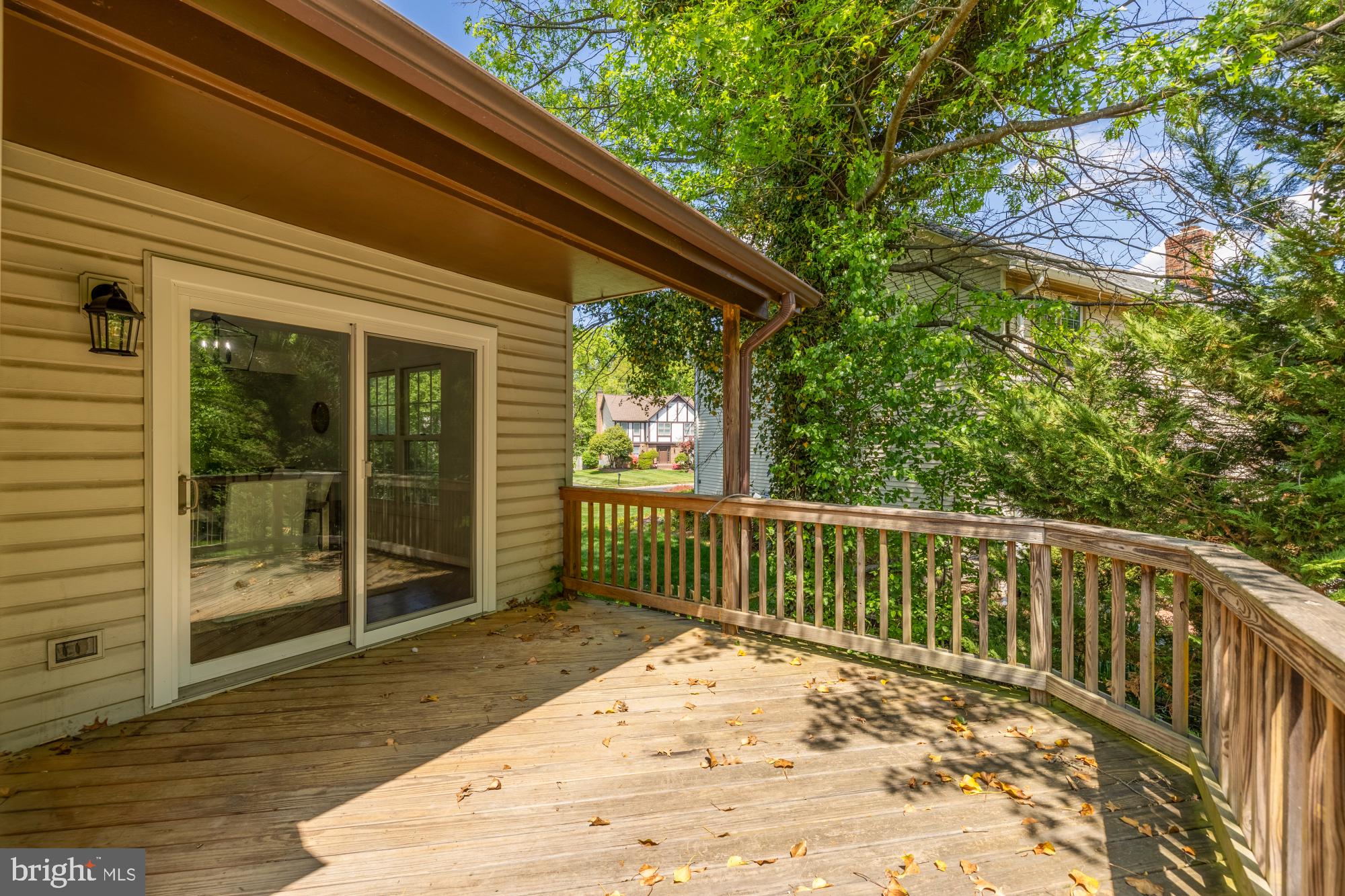 FOX MILL ESTATES - Residential