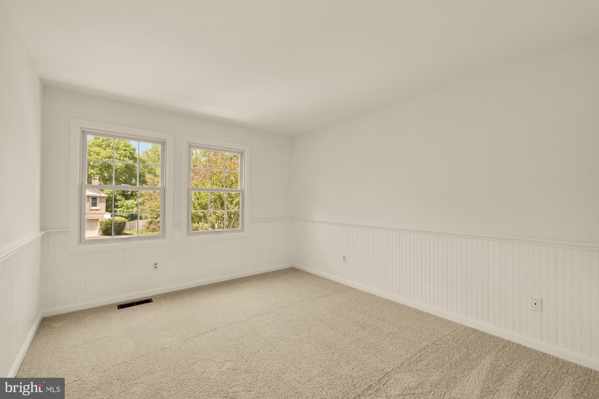 FOX MILL ESTATES - Residential