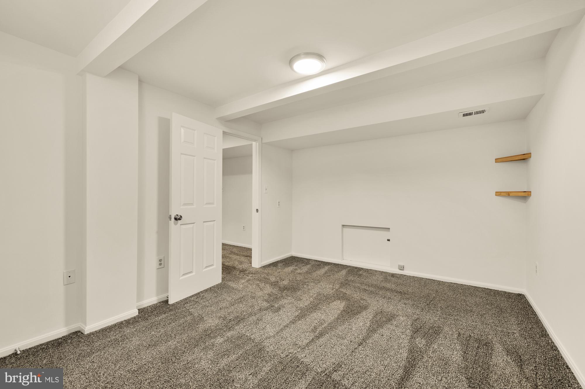 FOX MILL ESTATES - Residential