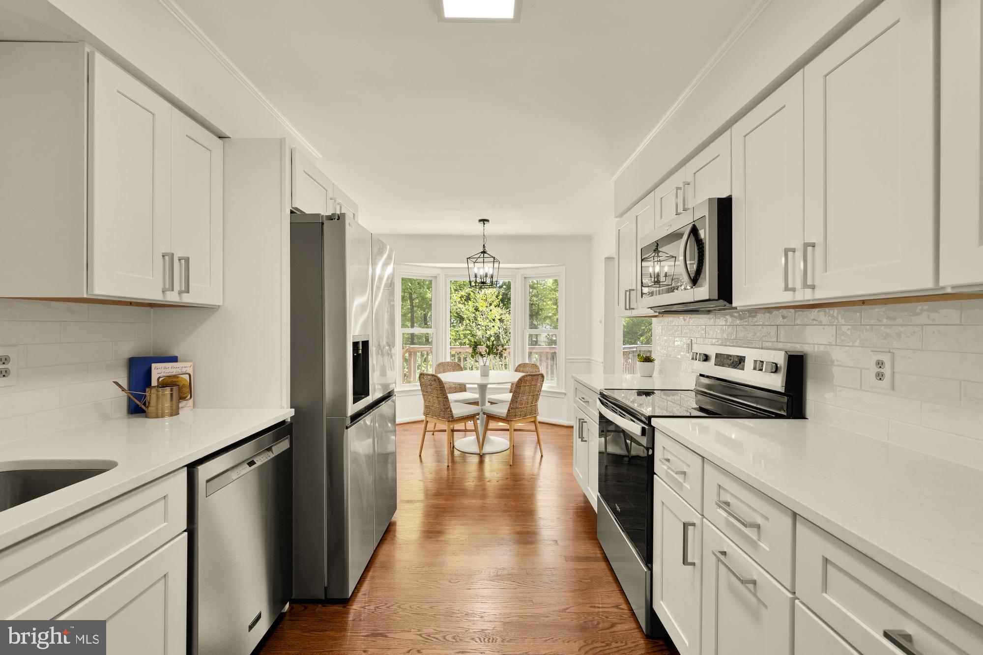 FOX MILL ESTATES - Residential