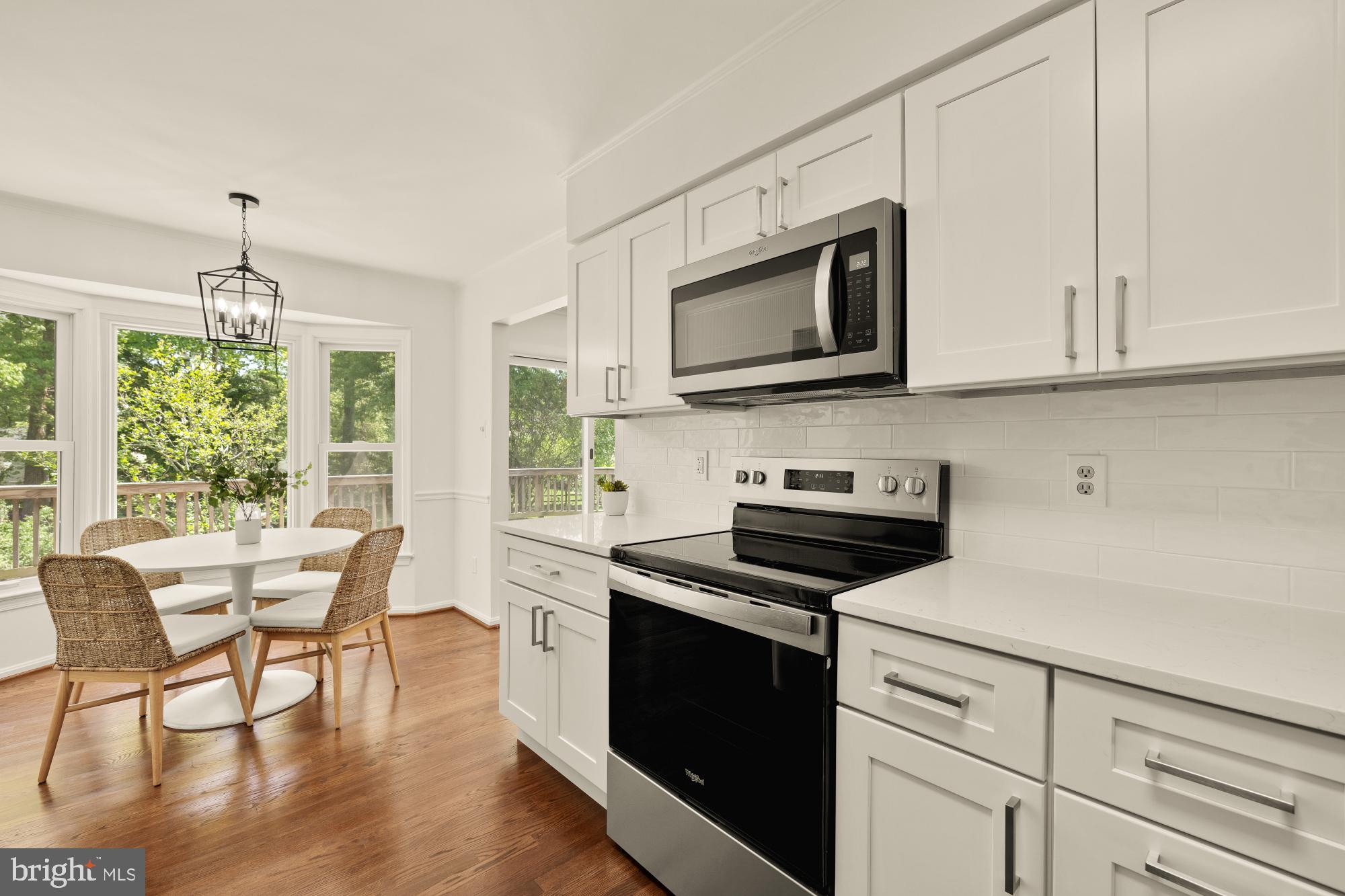 FOX MILL ESTATES - Residential