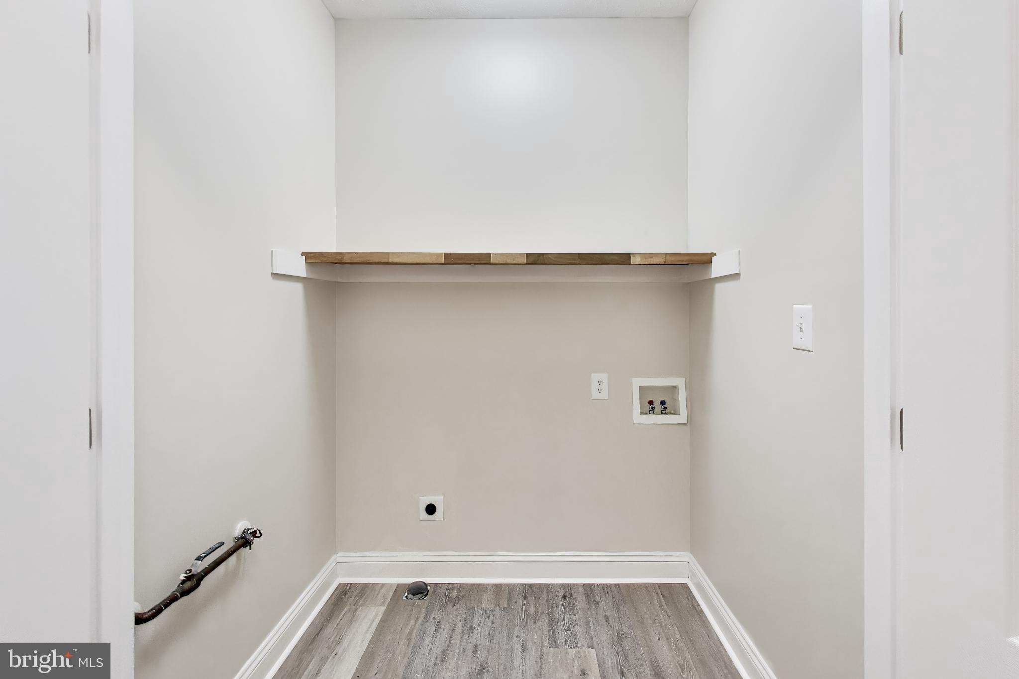 LEONARDTOWN - Residential
