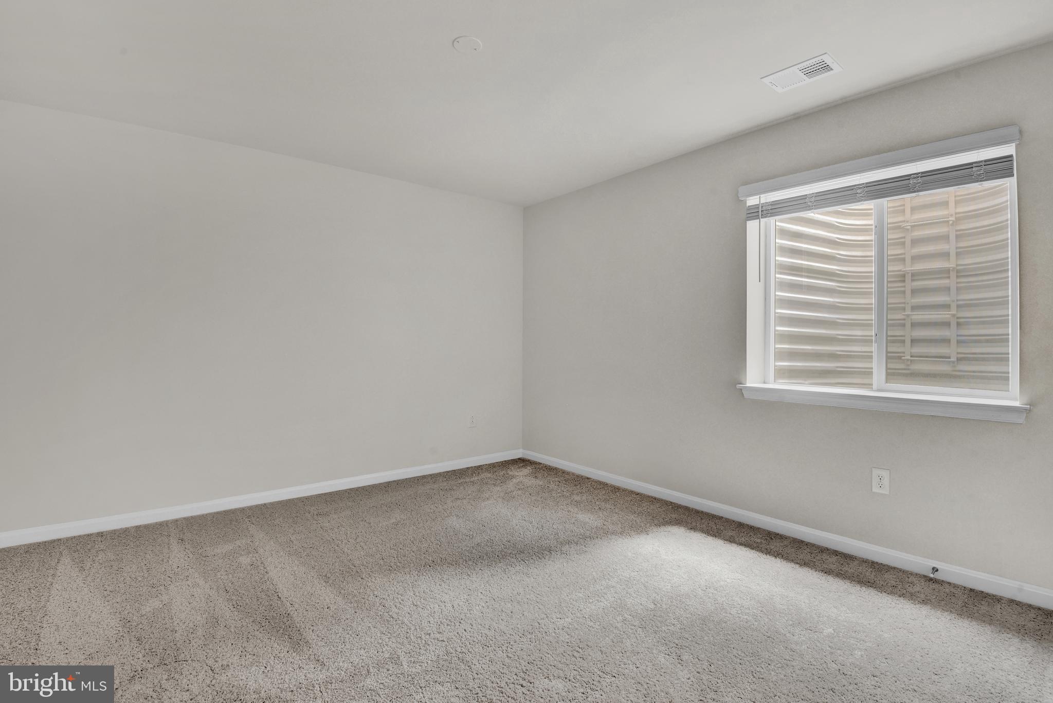 CREEKSIDE ESTATES - Residential