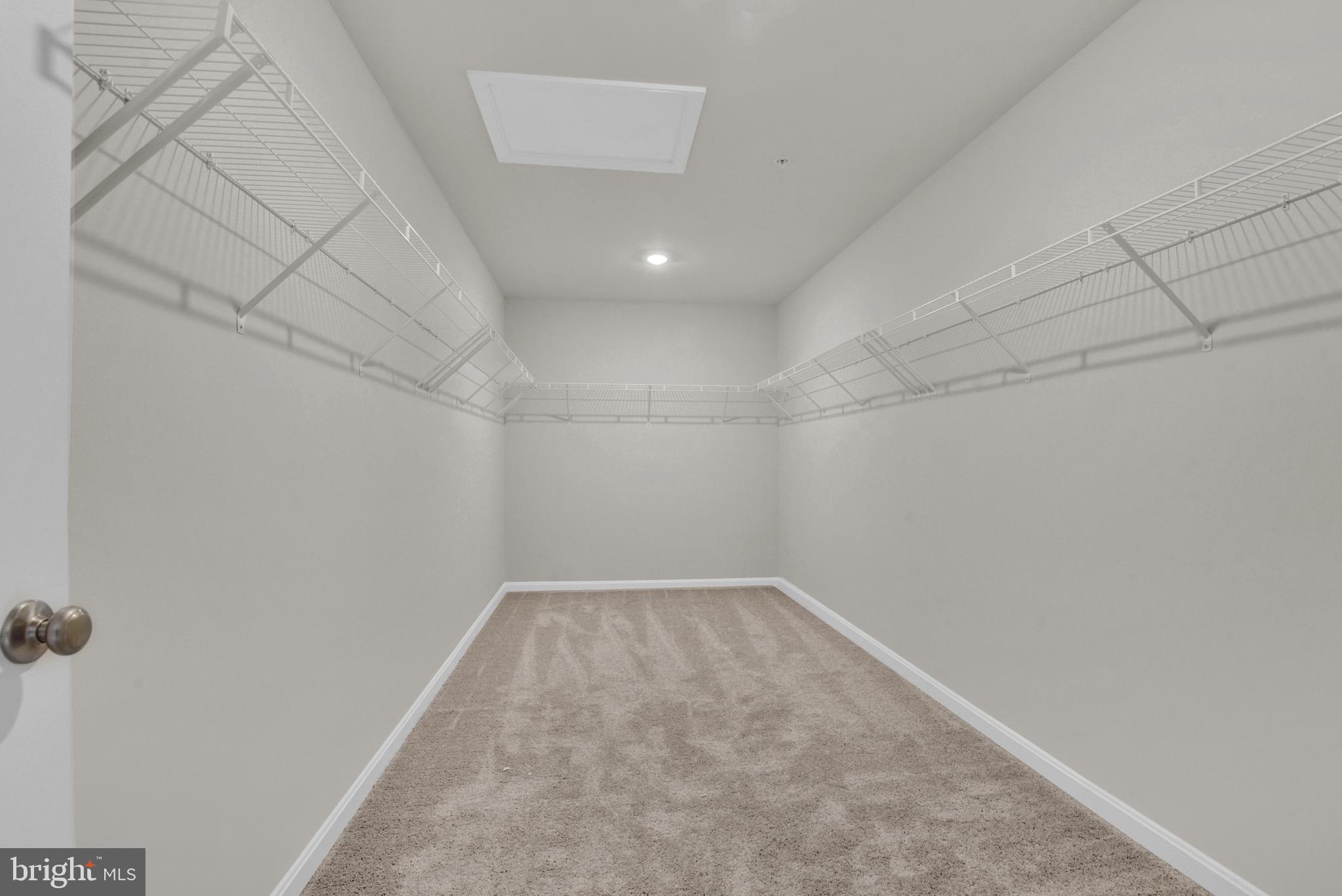 CREEKSIDE ESTATES - Residential