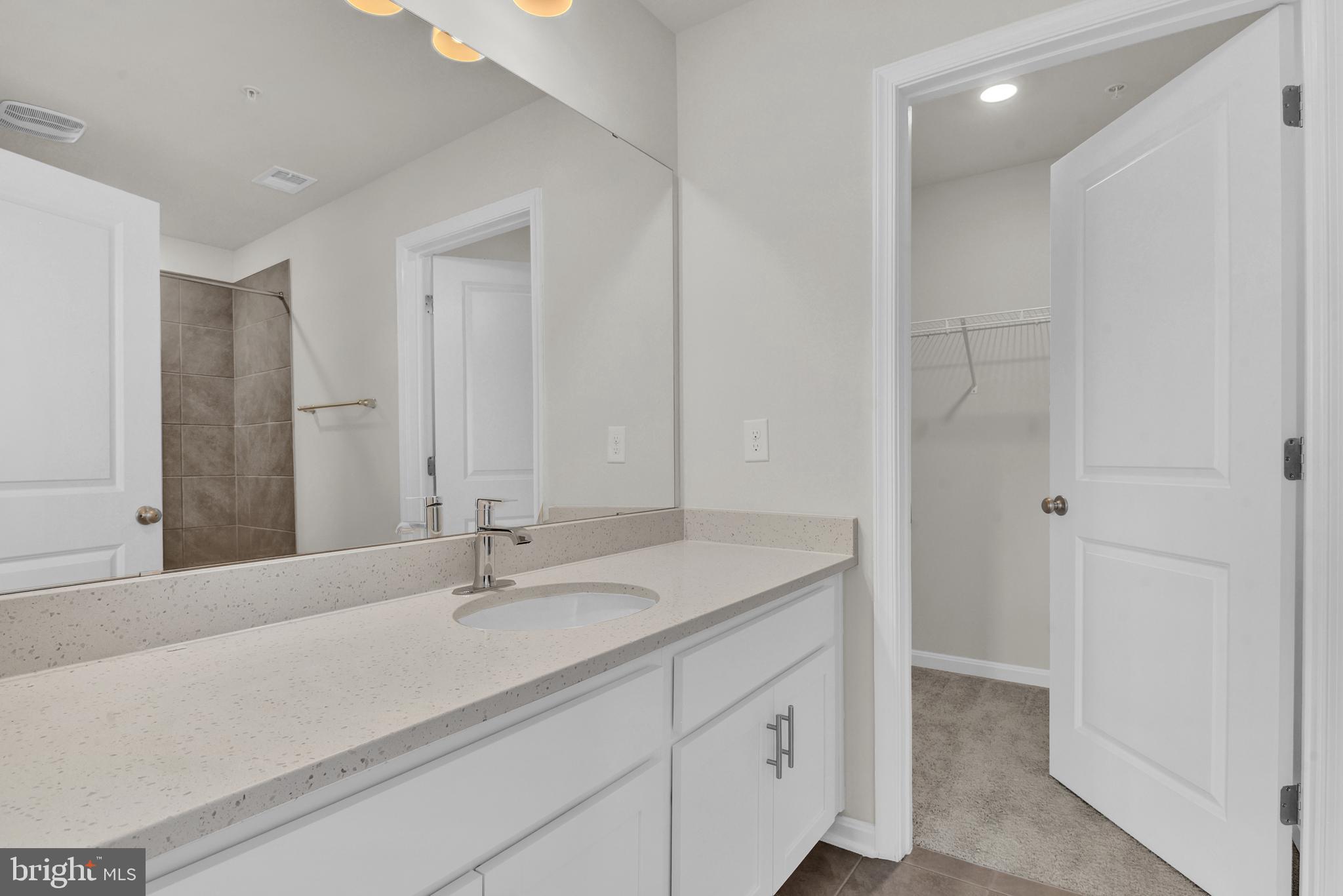 CREEKSIDE ESTATES - Residential