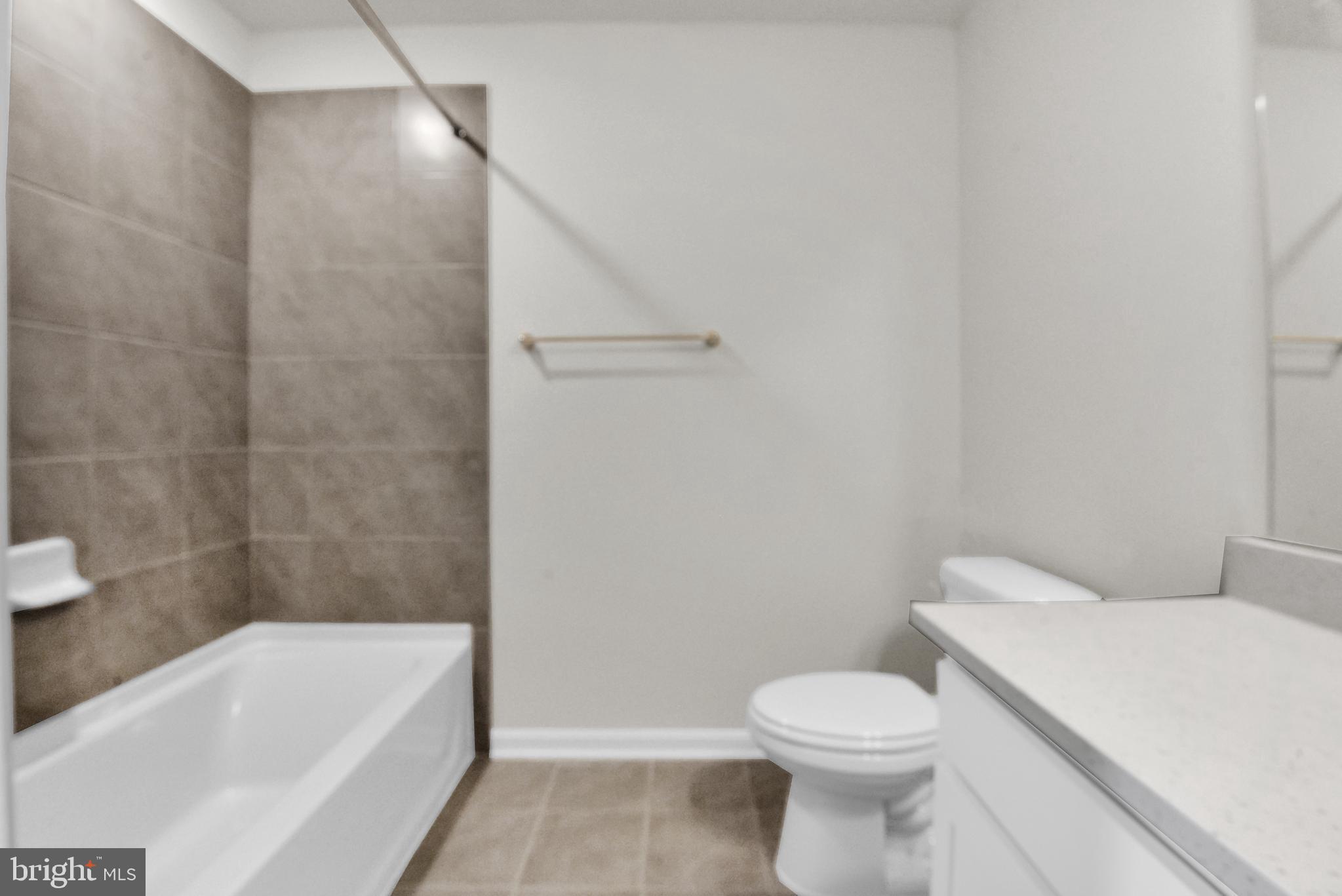 CREEKSIDE ESTATES - Residential