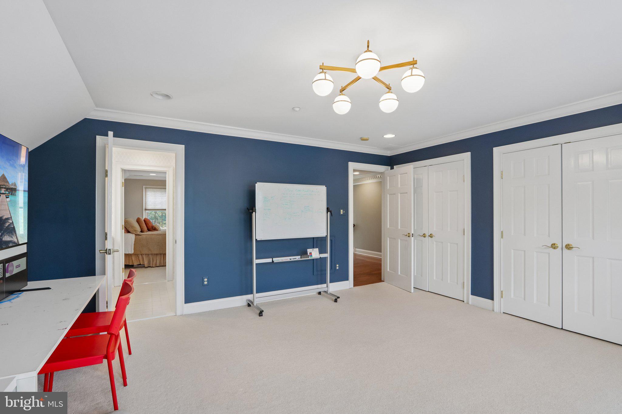 MAPLE GLEN - Residential