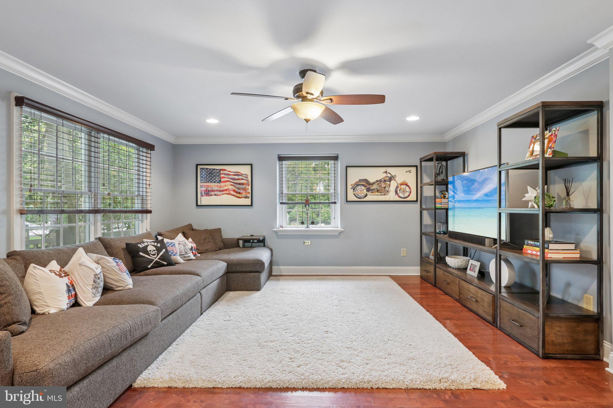 MAPLE GLEN - Residential