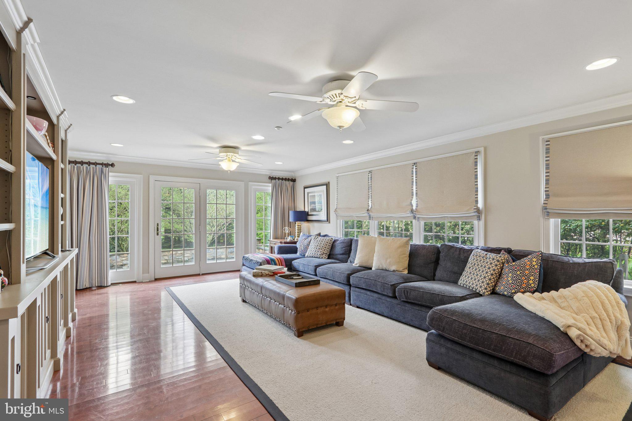 MAPLE GLEN - Residential
