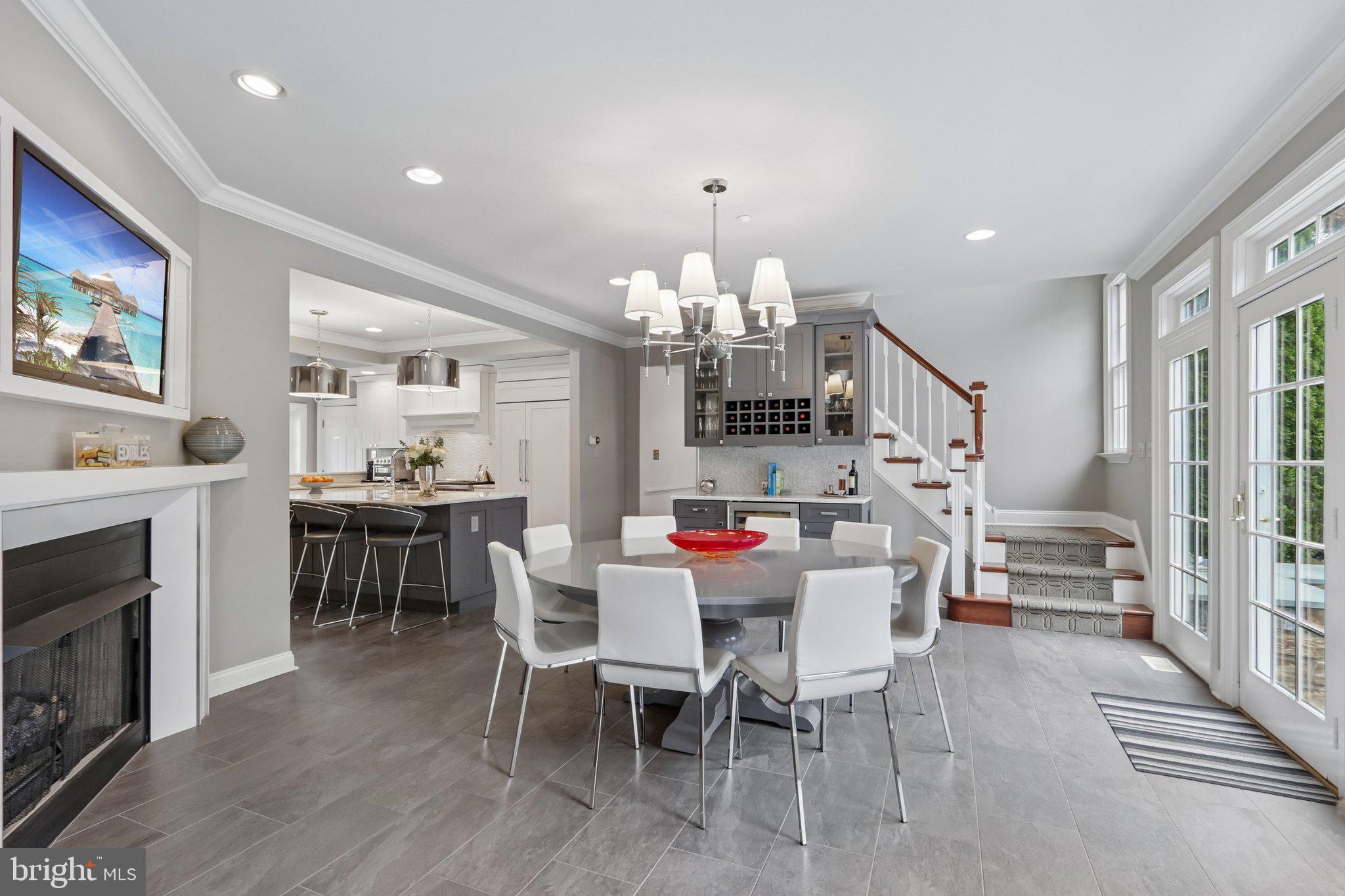 MAPLE GLEN - Residential