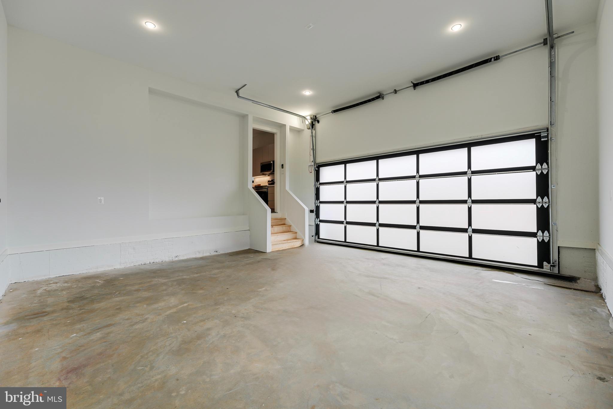 FAIRHILL ON THE BOULEVRD - Residential