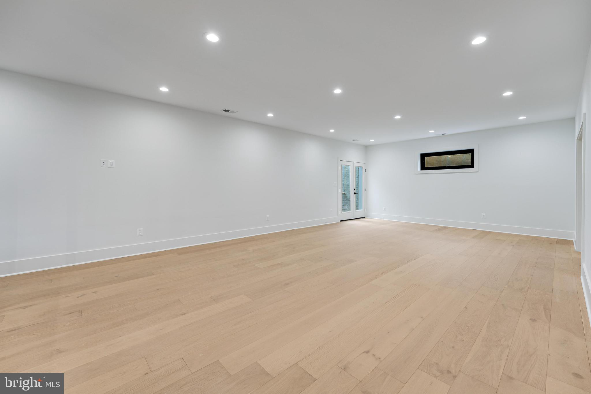 FAIRHILL ON THE BOULEVRD - Residential