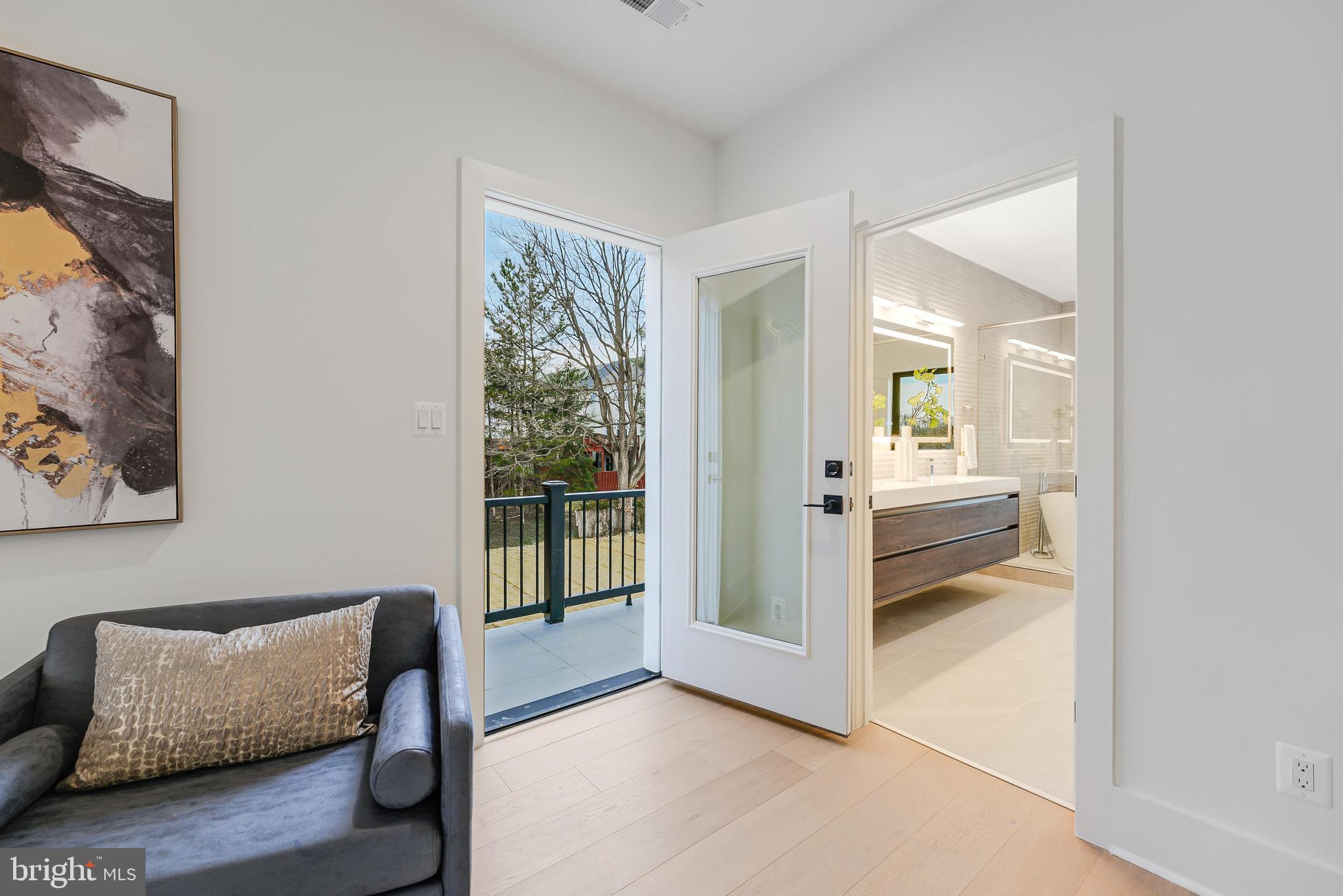 FAIRHILL ON THE BOULEVRD - Residential