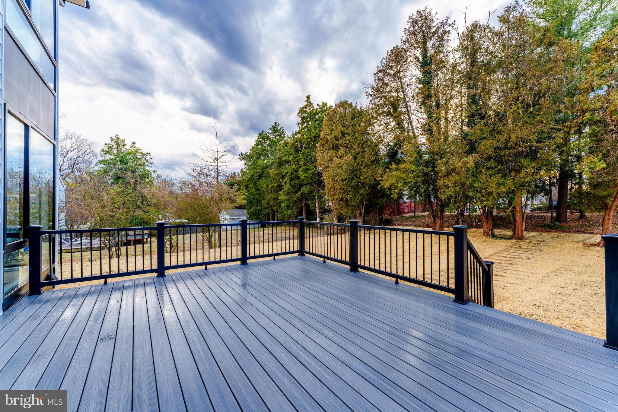 FAIRHILL ON THE BOULEVRD - Residential