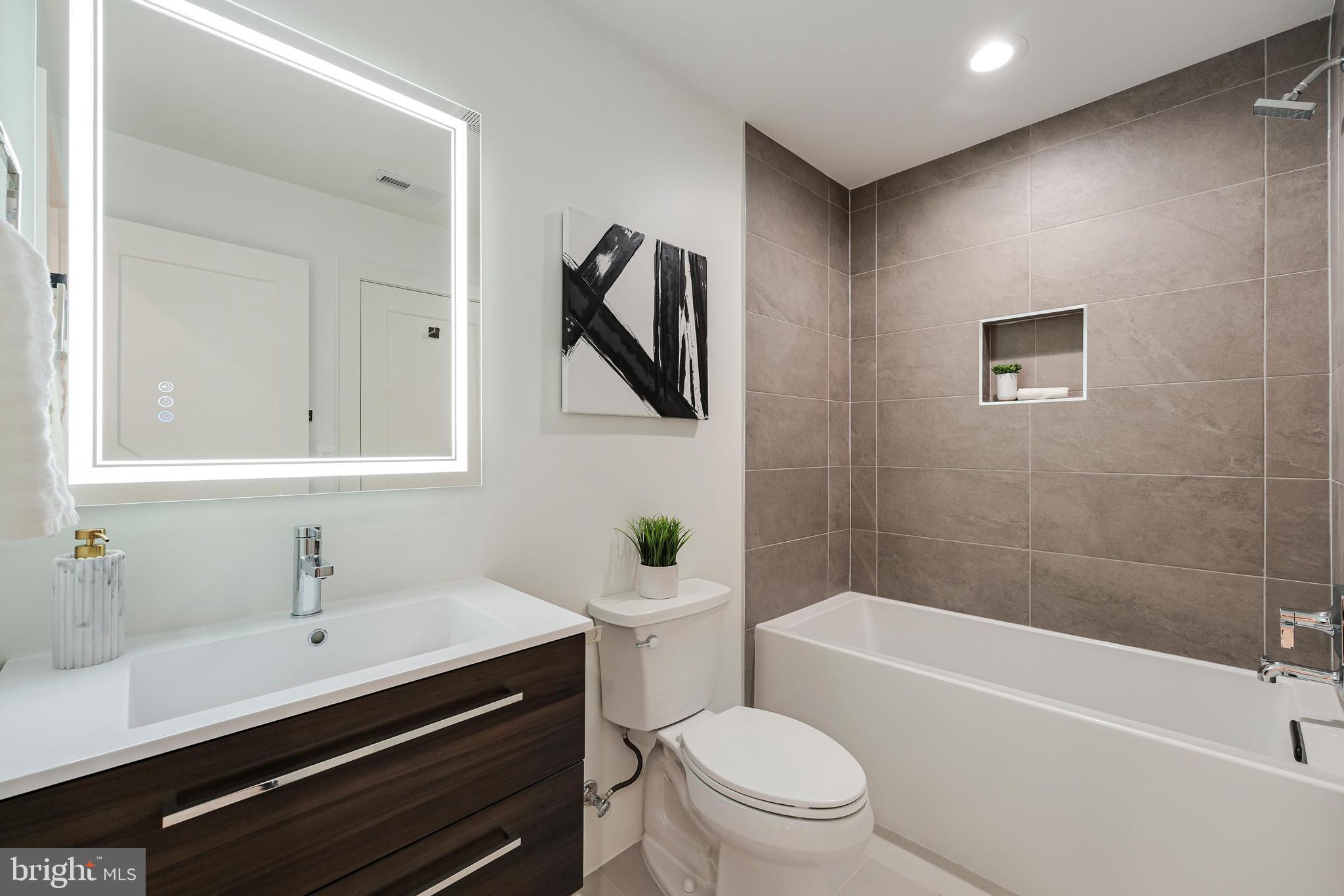 FAIRHILL ON THE BOULEVRD - Residential