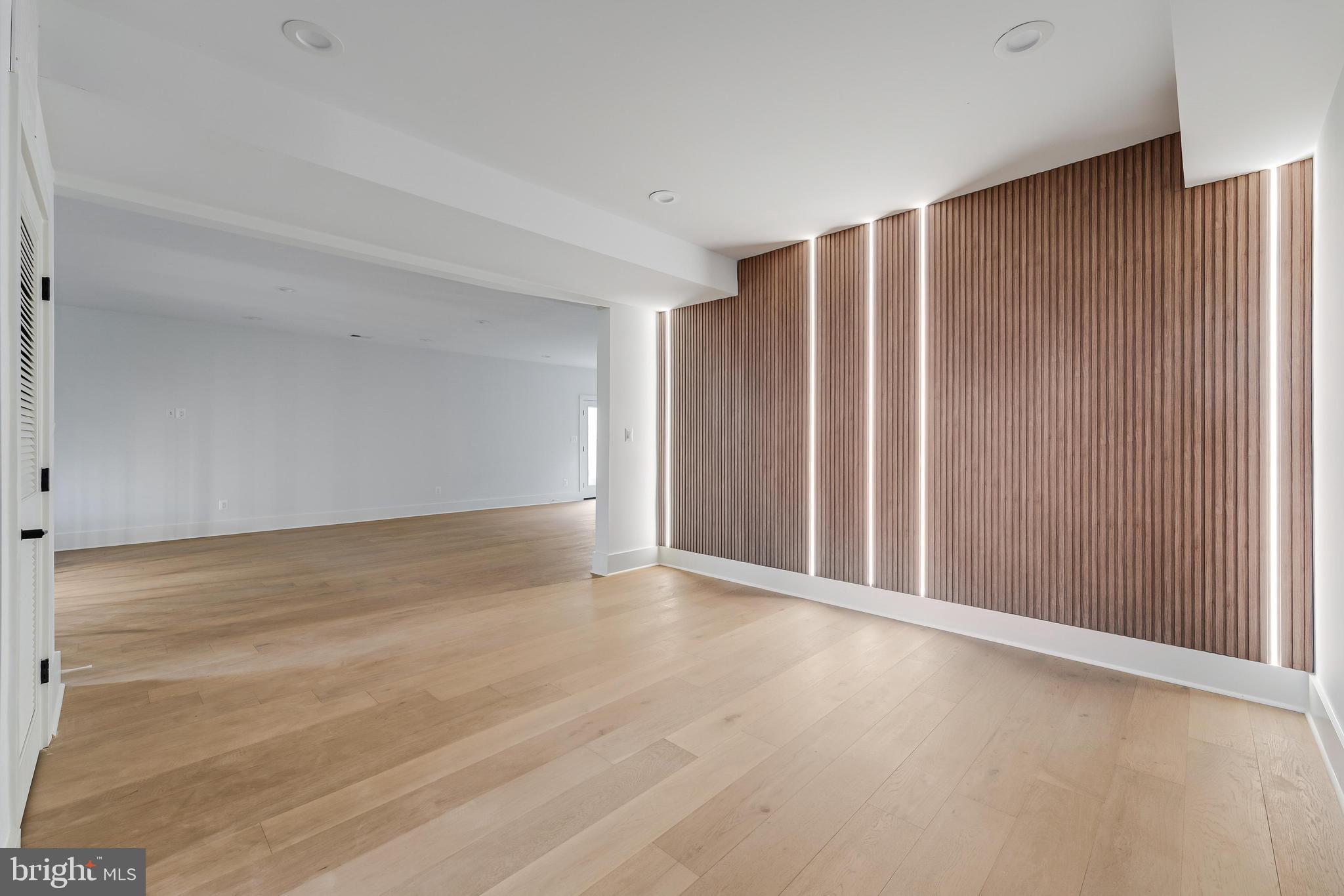 FAIRHILL ON THE BOULEVRD - Residential