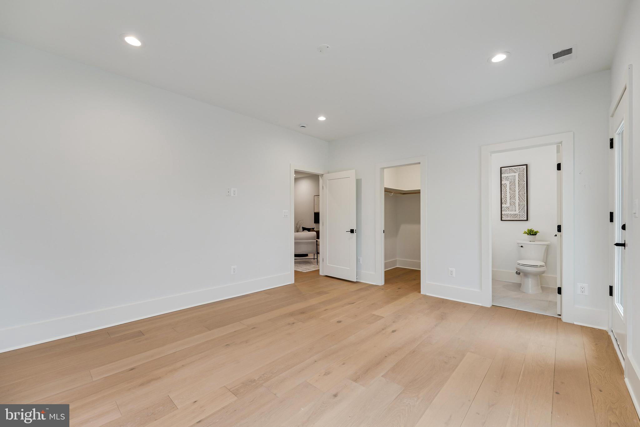 FAIRHILL ON THE BOULEVRD - Residential