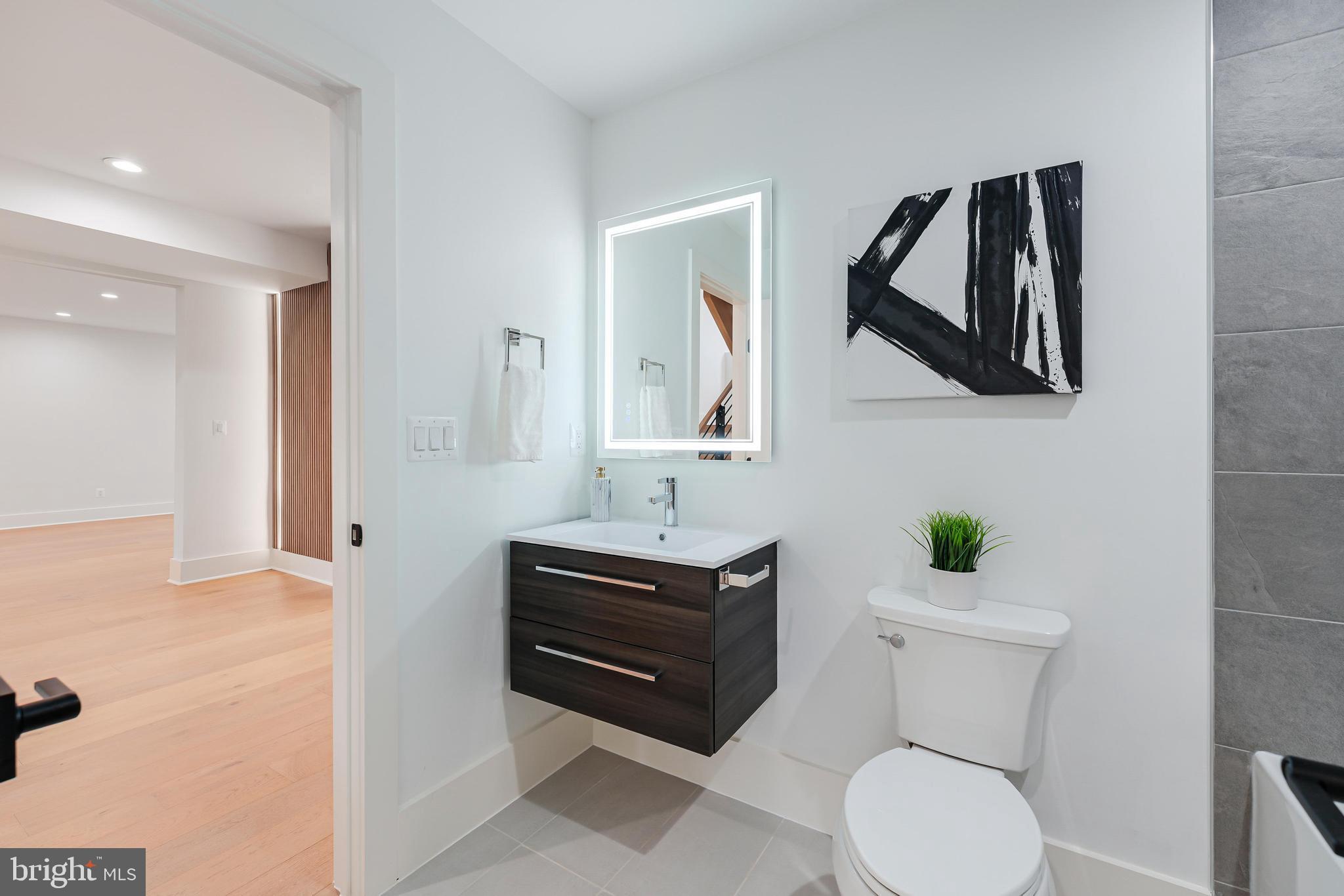 FAIRHILL ON THE BOULEVRD - Residential