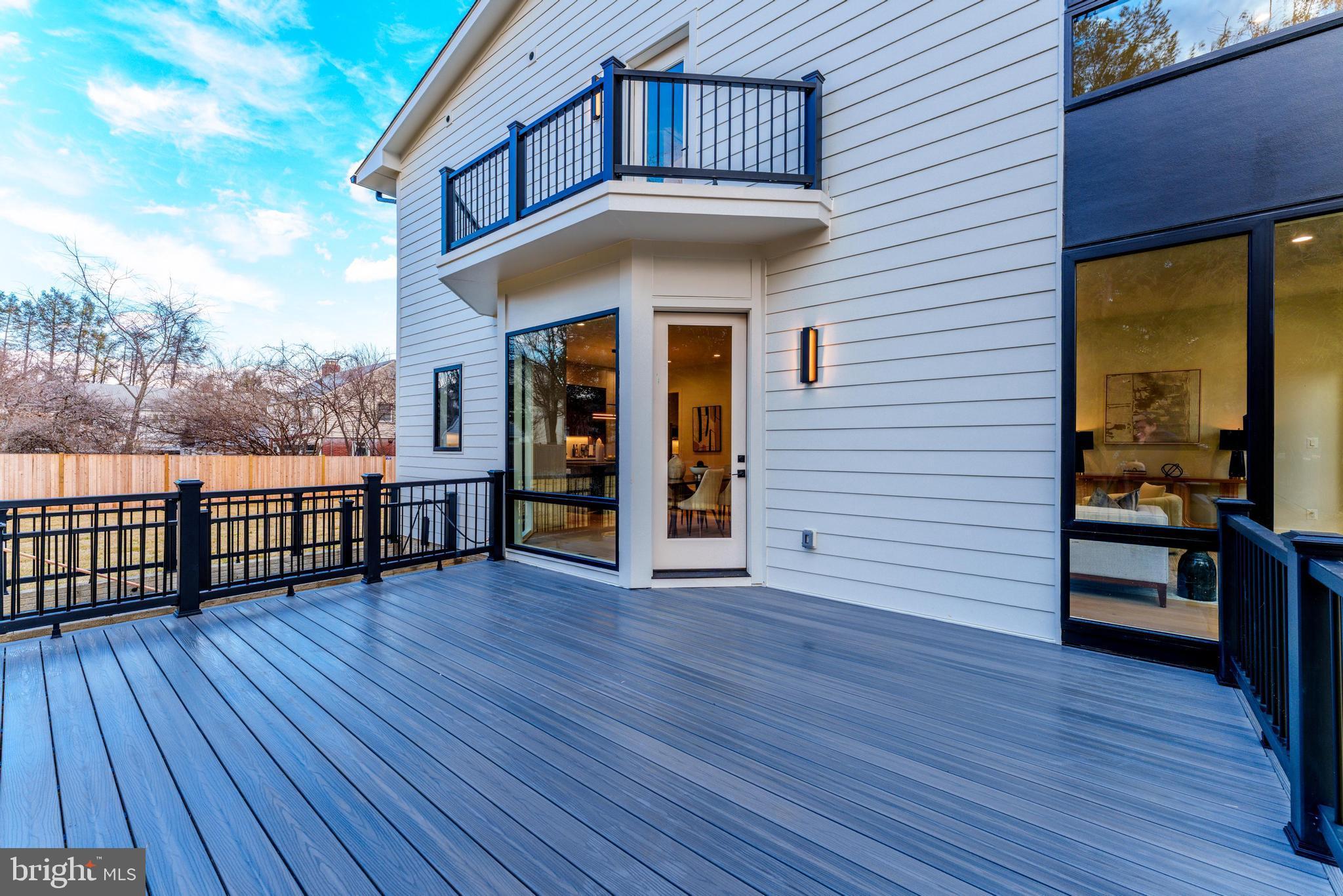 FAIRHILL ON THE BOULEVRD - Residential