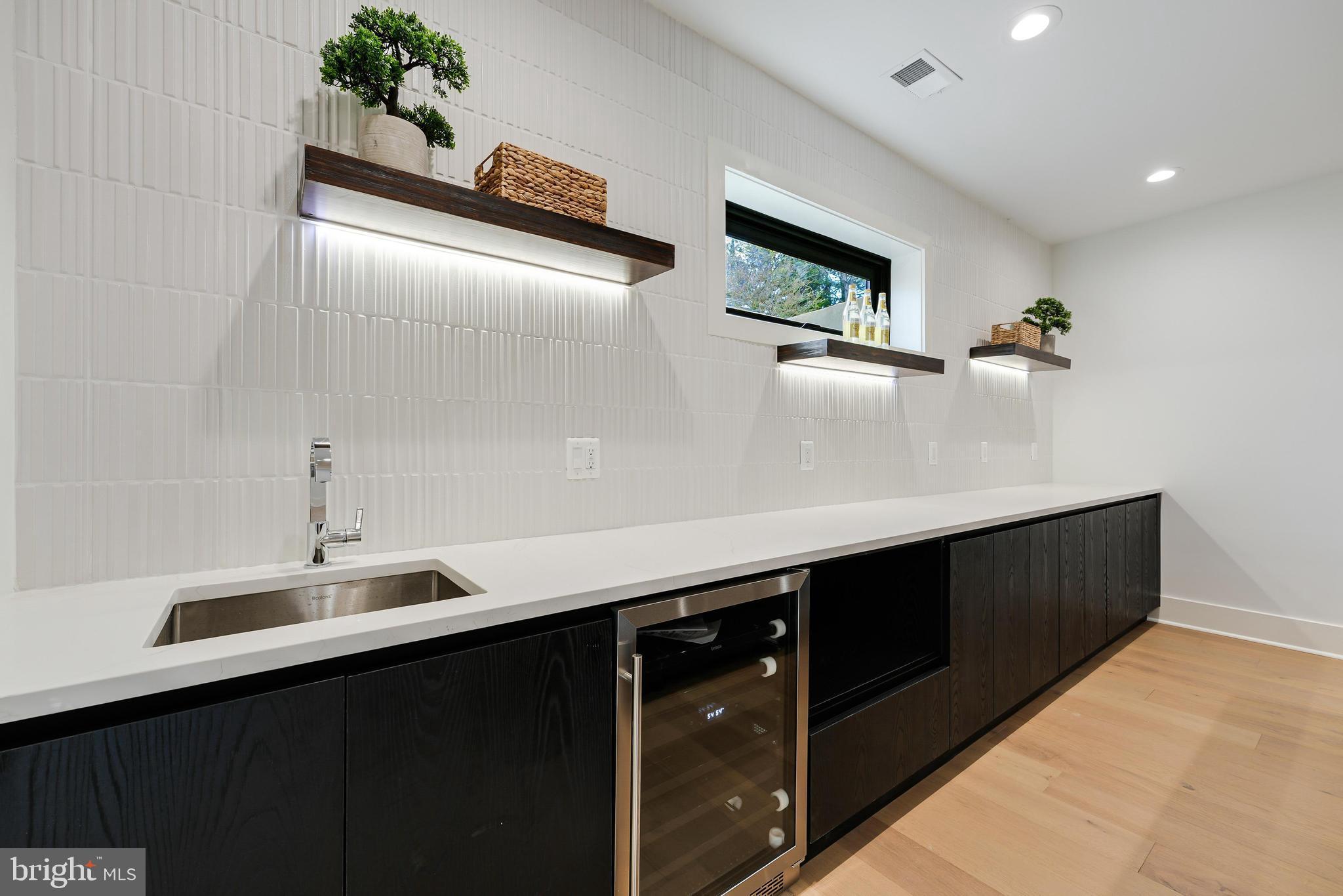 FAIRHILL ON THE BOULEVRD - Residential