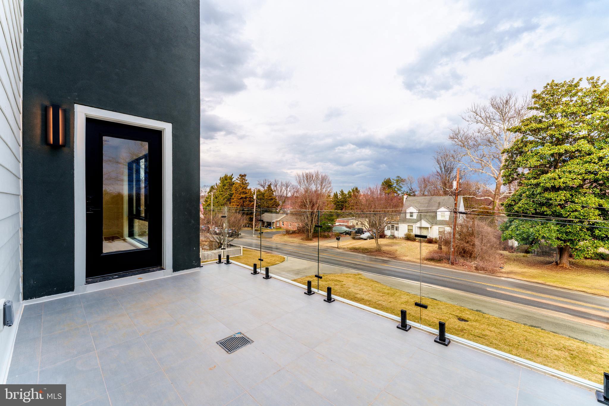 FAIRHILL ON THE BOULEVRD - Residential