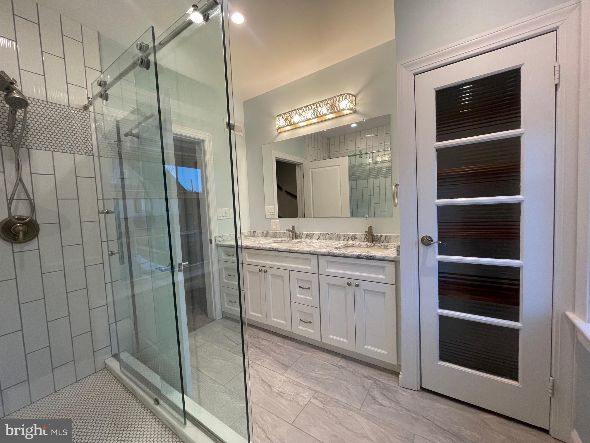 BRYN MAWR - Residential Lease