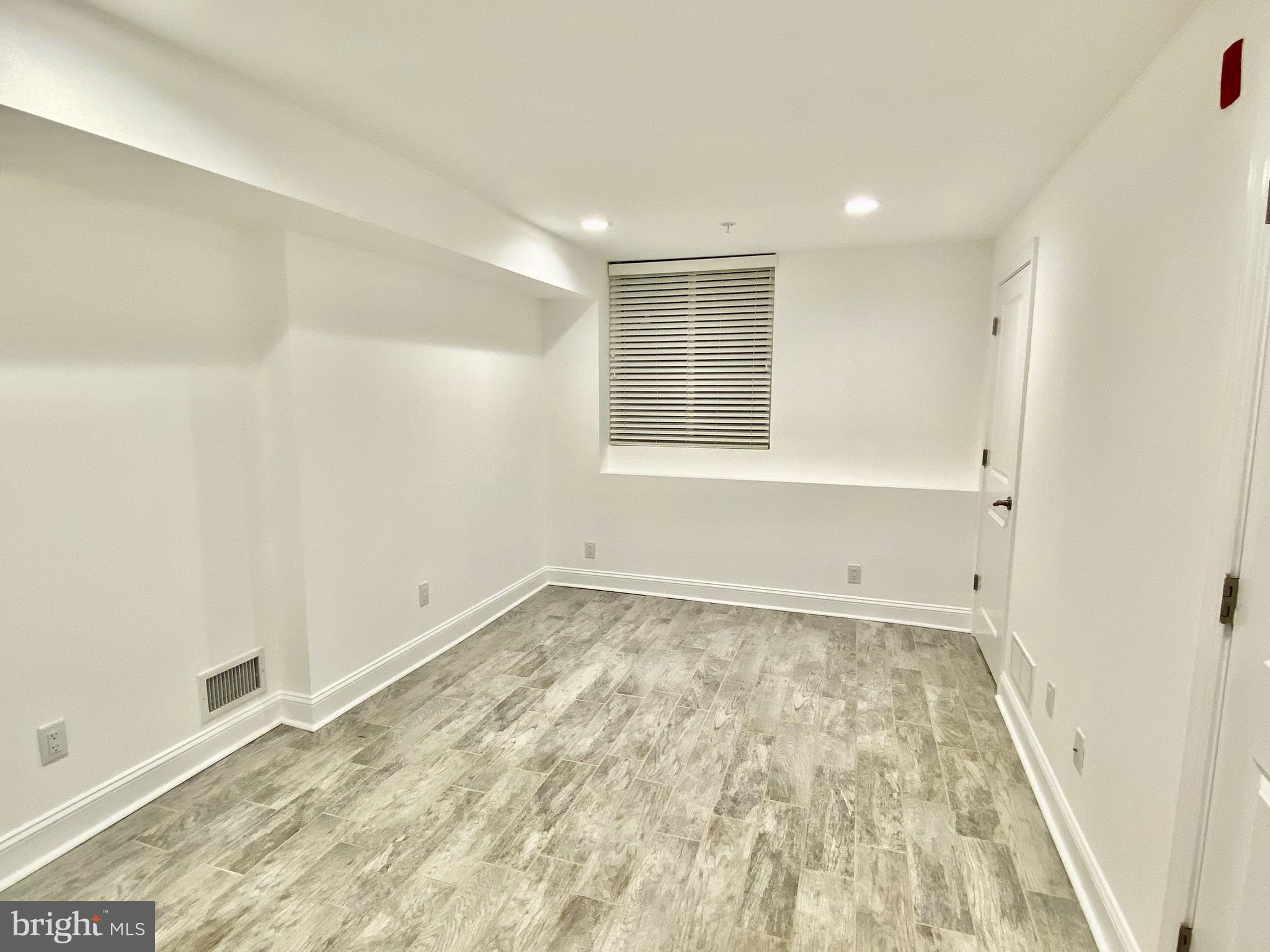 NEWBOLD - Residential Lease