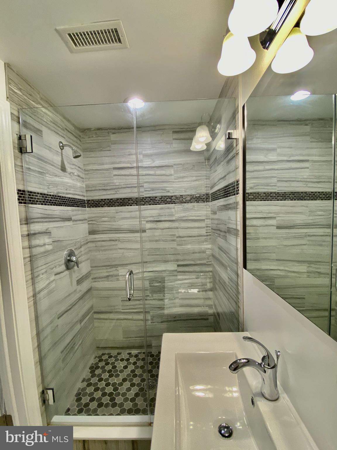 NEWBOLD - Residential Lease