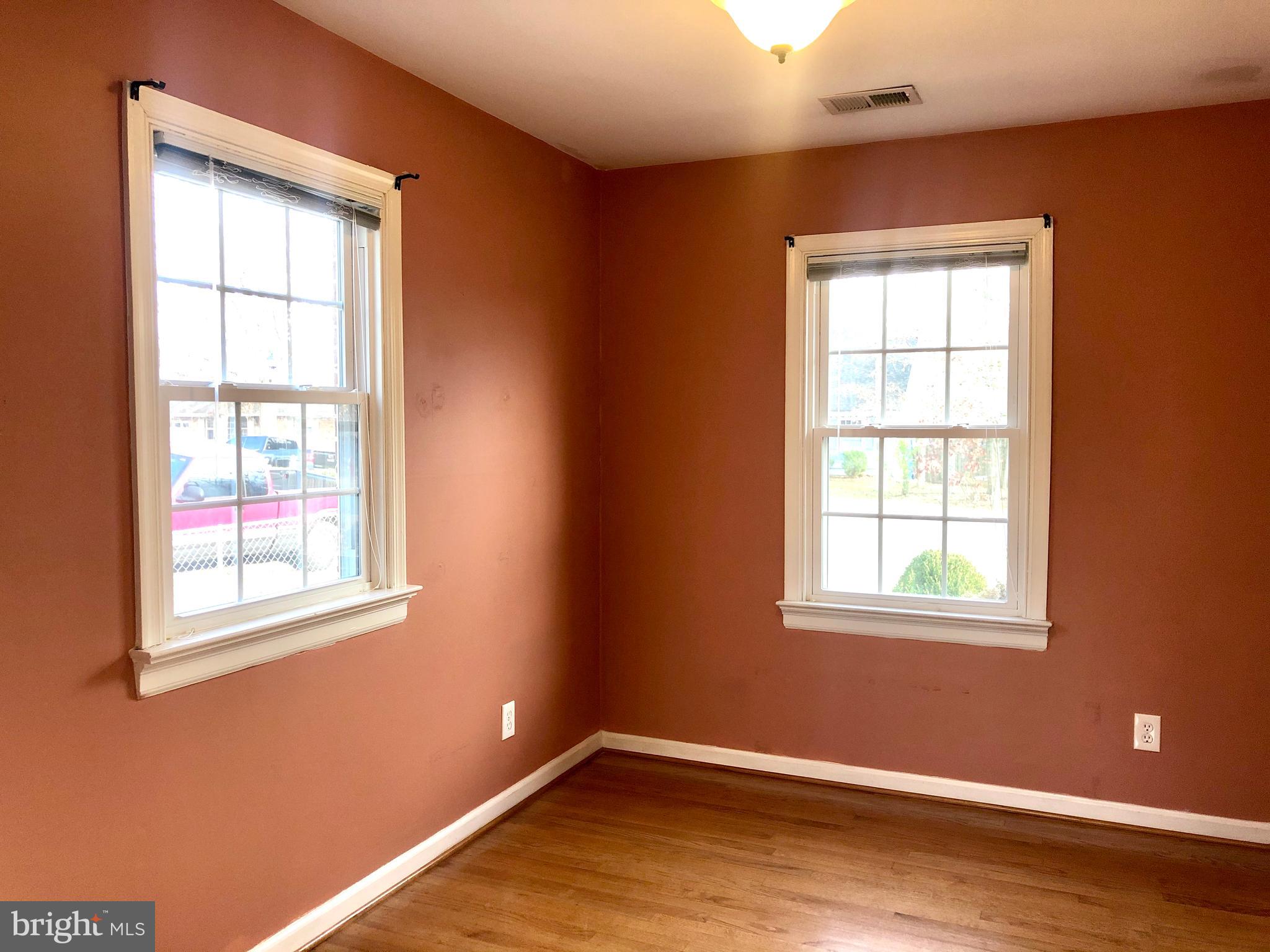 SPOTSWOOD ESTATES - Residential Lease