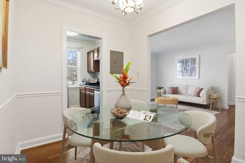 906 S WASHINGTON STREET 211 ALEXANDRIA VA 22314