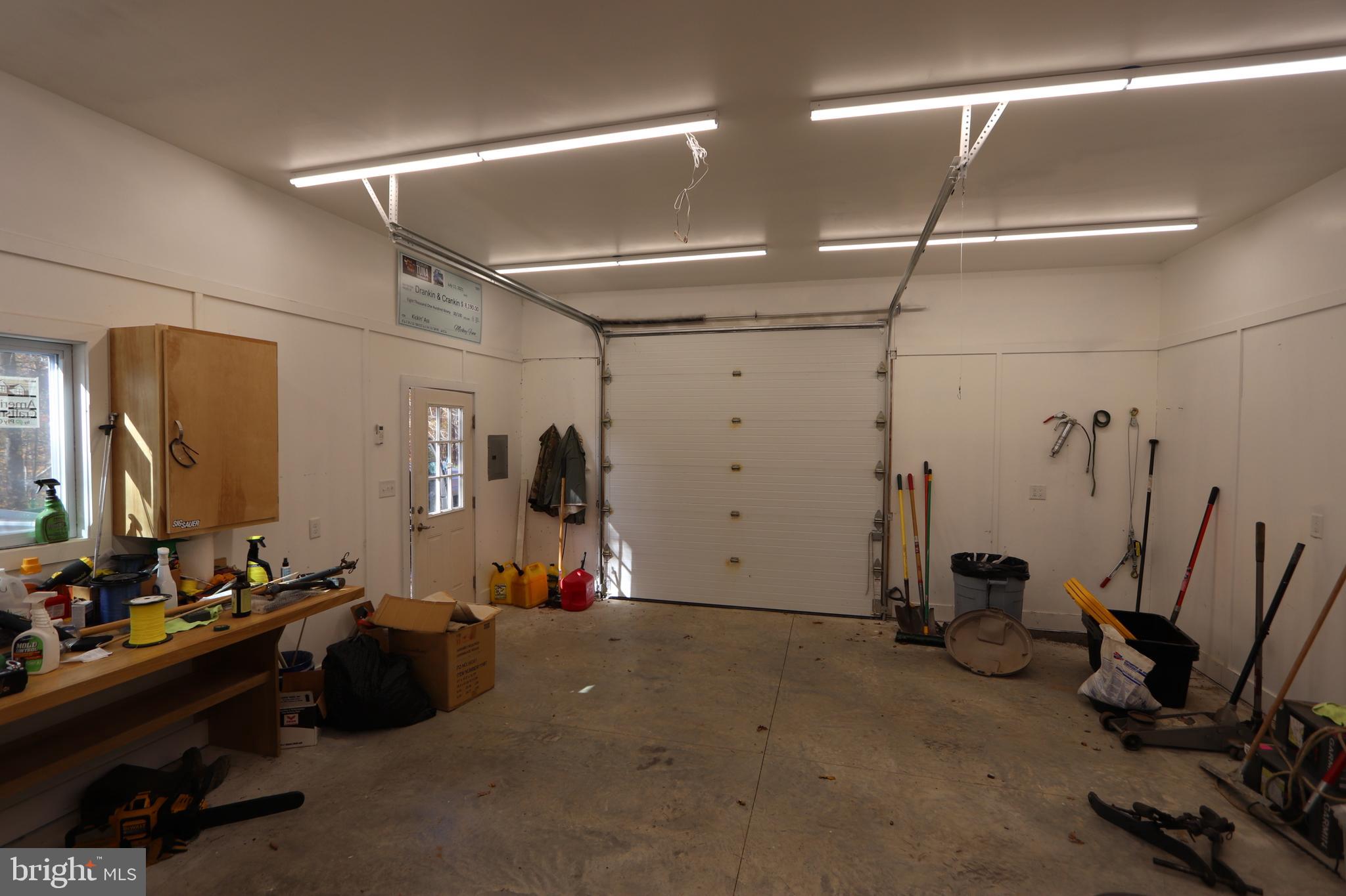 COLDSPRING LAKE - Residential