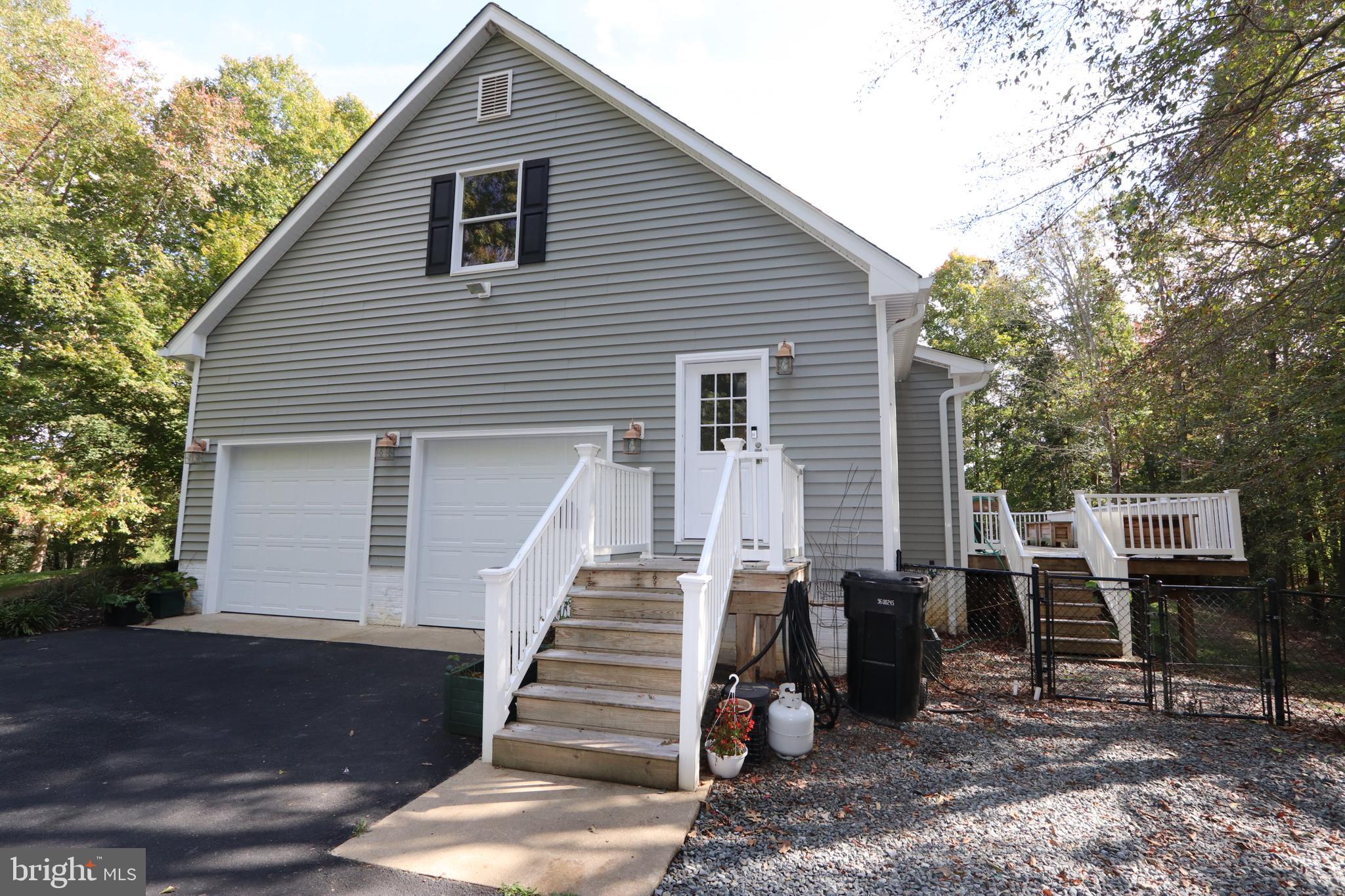 COLDSPRING LAKE - Residential