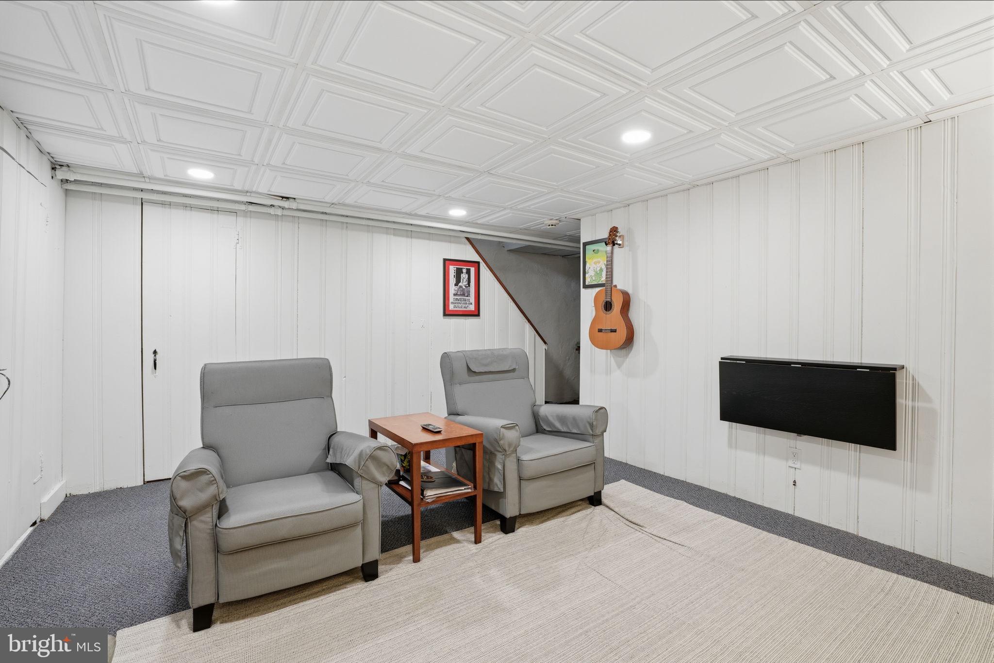 ELKINS PARK - Residential