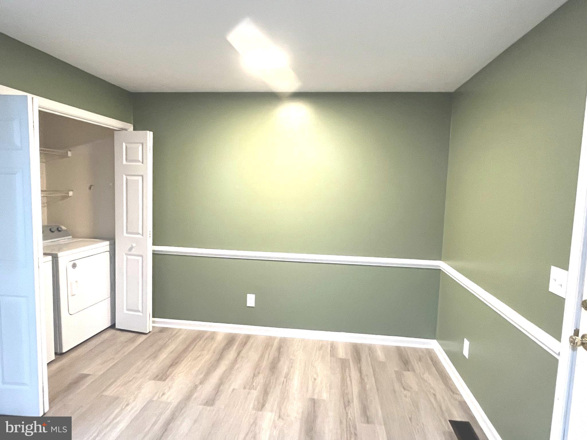 HUNTINGTON MEADOWS - Residential