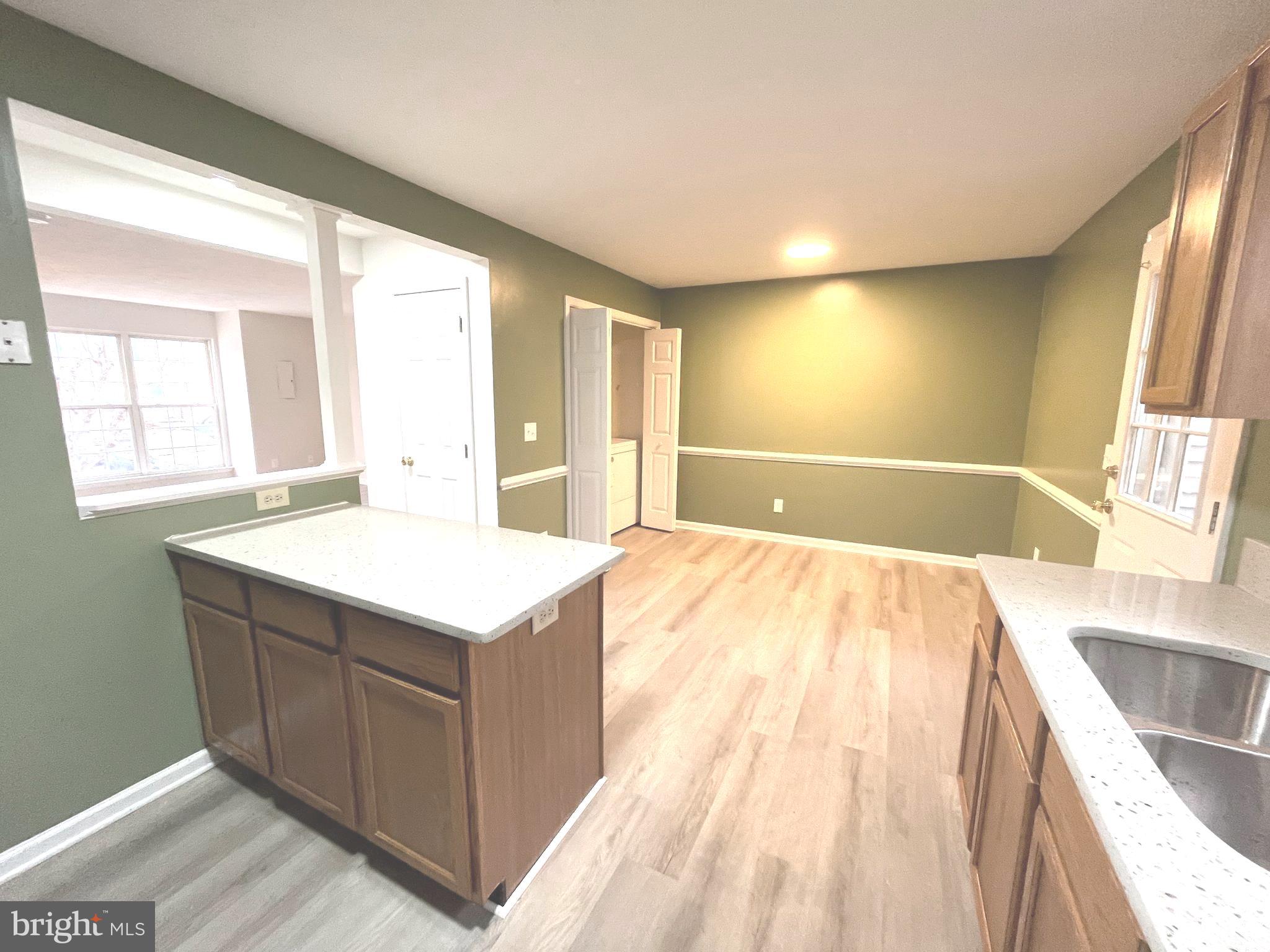 HUNTINGTON MEADOWS - Residential