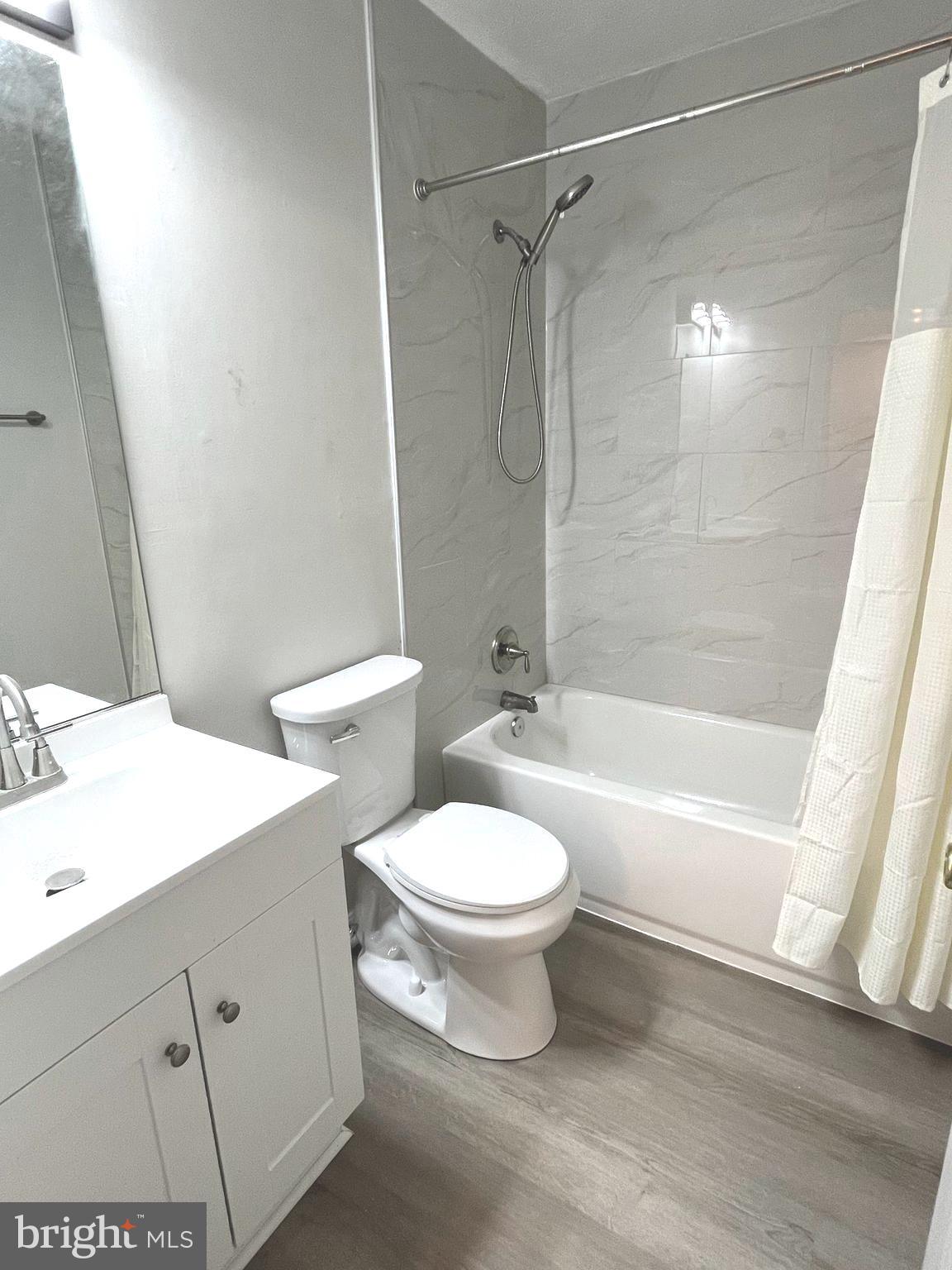 HUNTINGTON MEADOWS - Residential