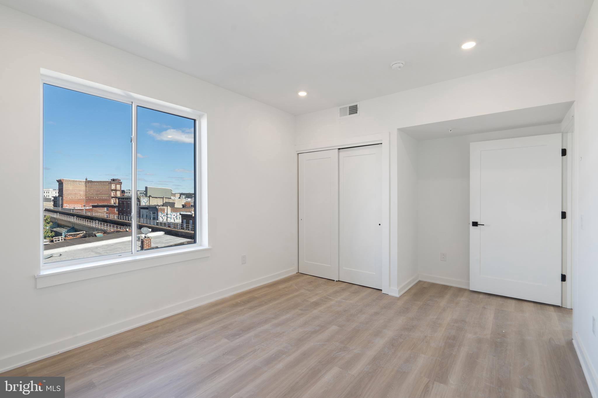 EAST KENSINGTON - Residential Lease