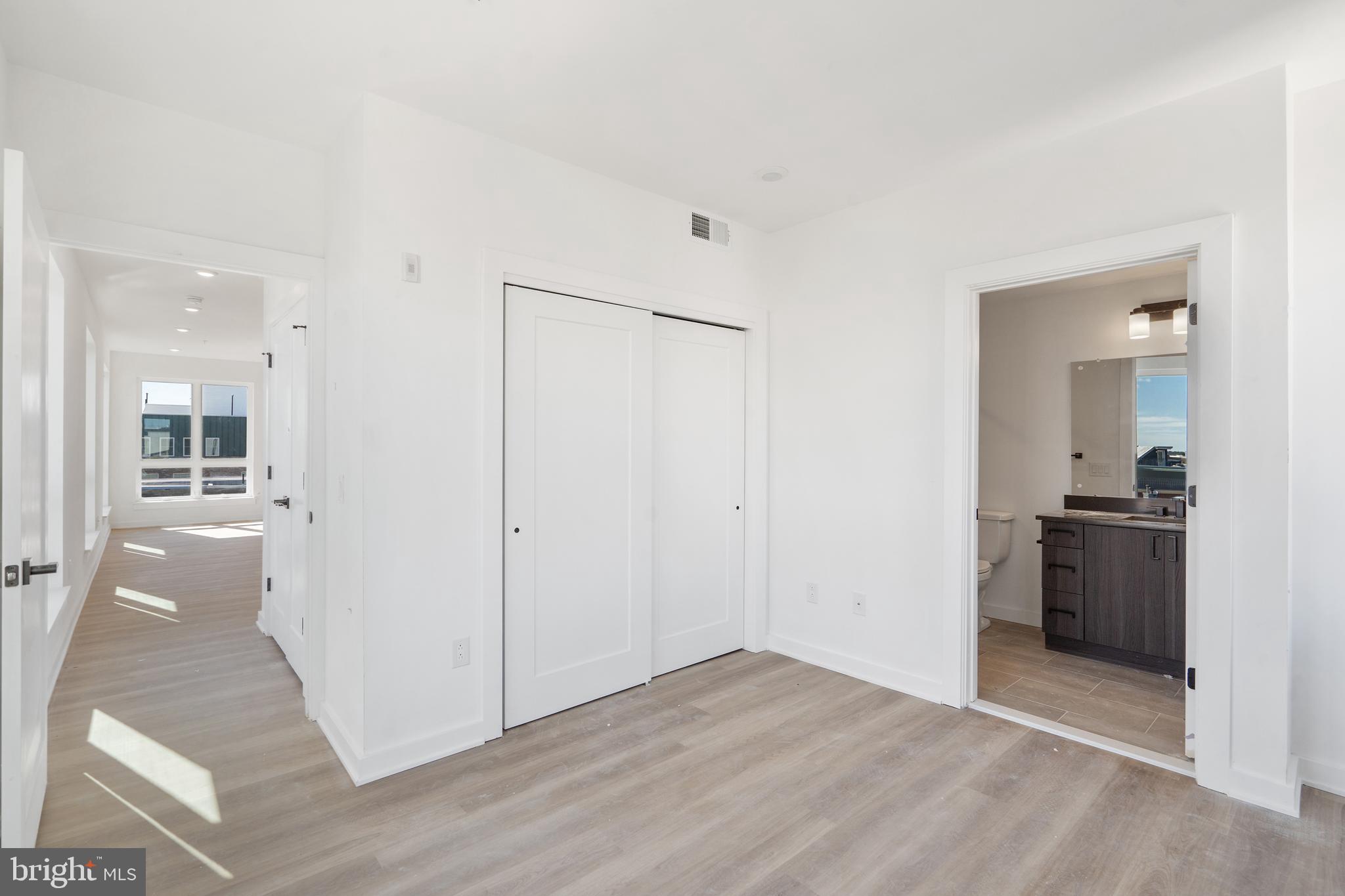 EAST KENSINGTON - Residential Lease