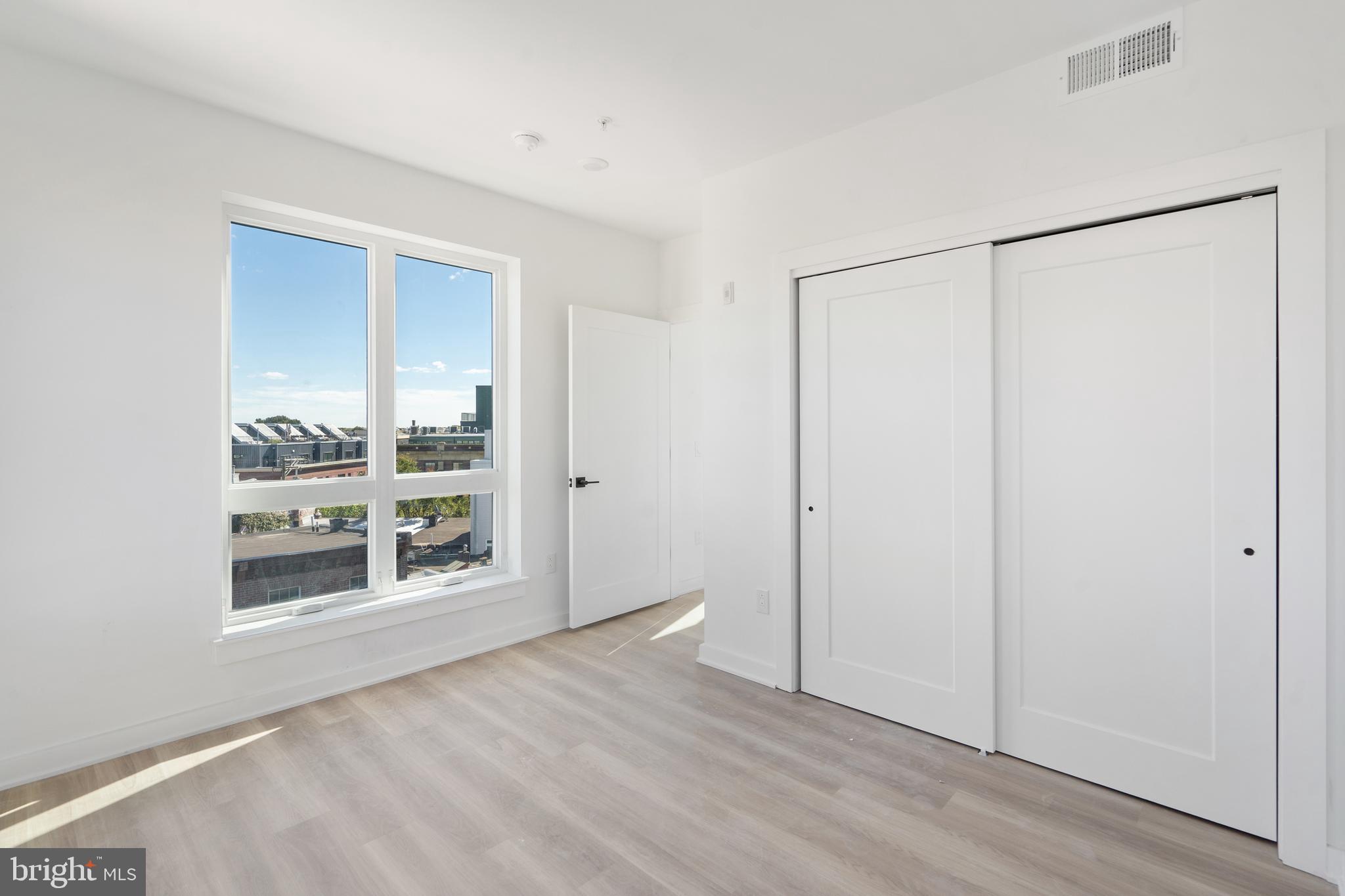 EAST KENSINGTON - Residential Lease